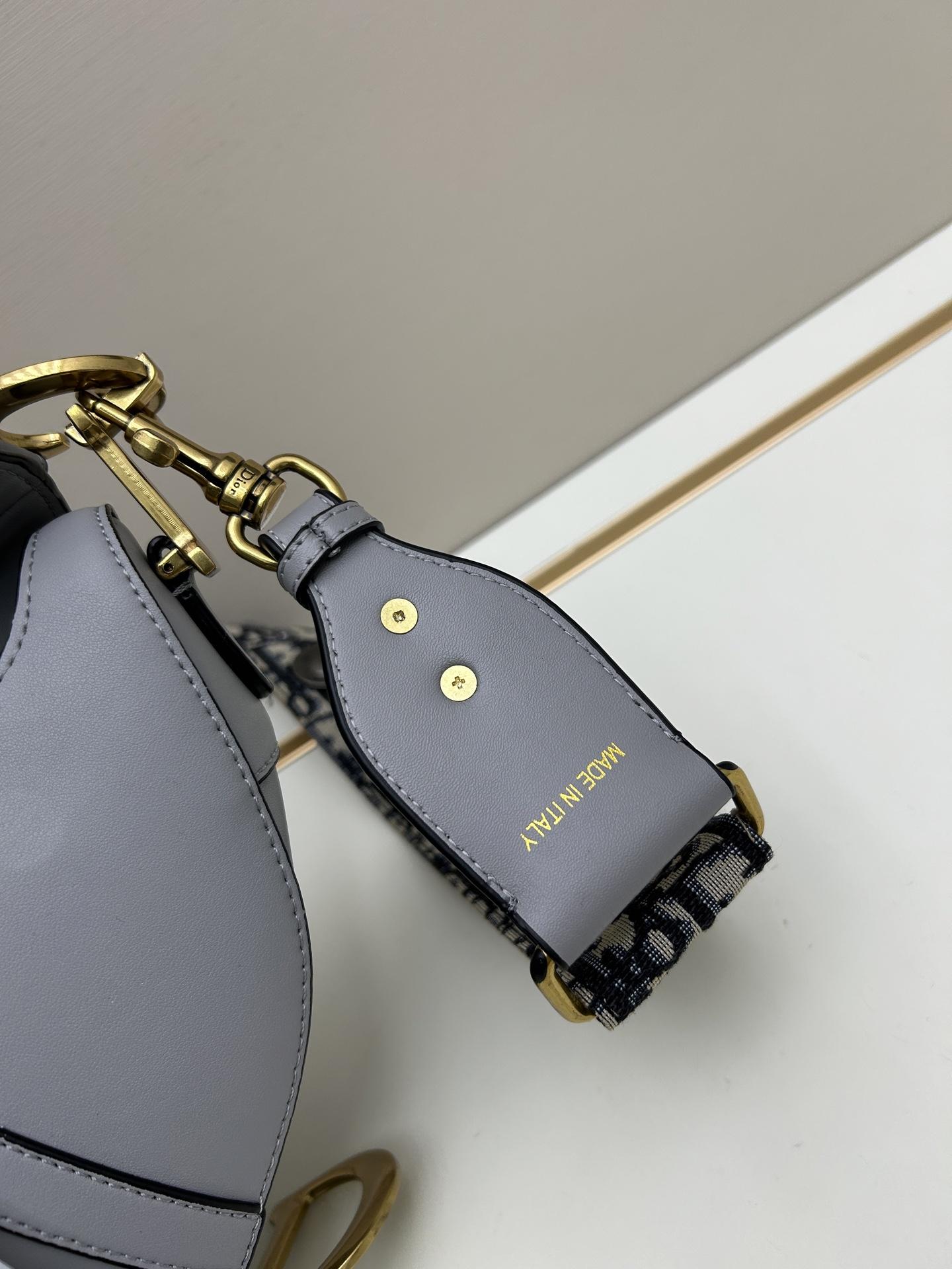 0018edc16862f4346d26f815d5193178.jpg