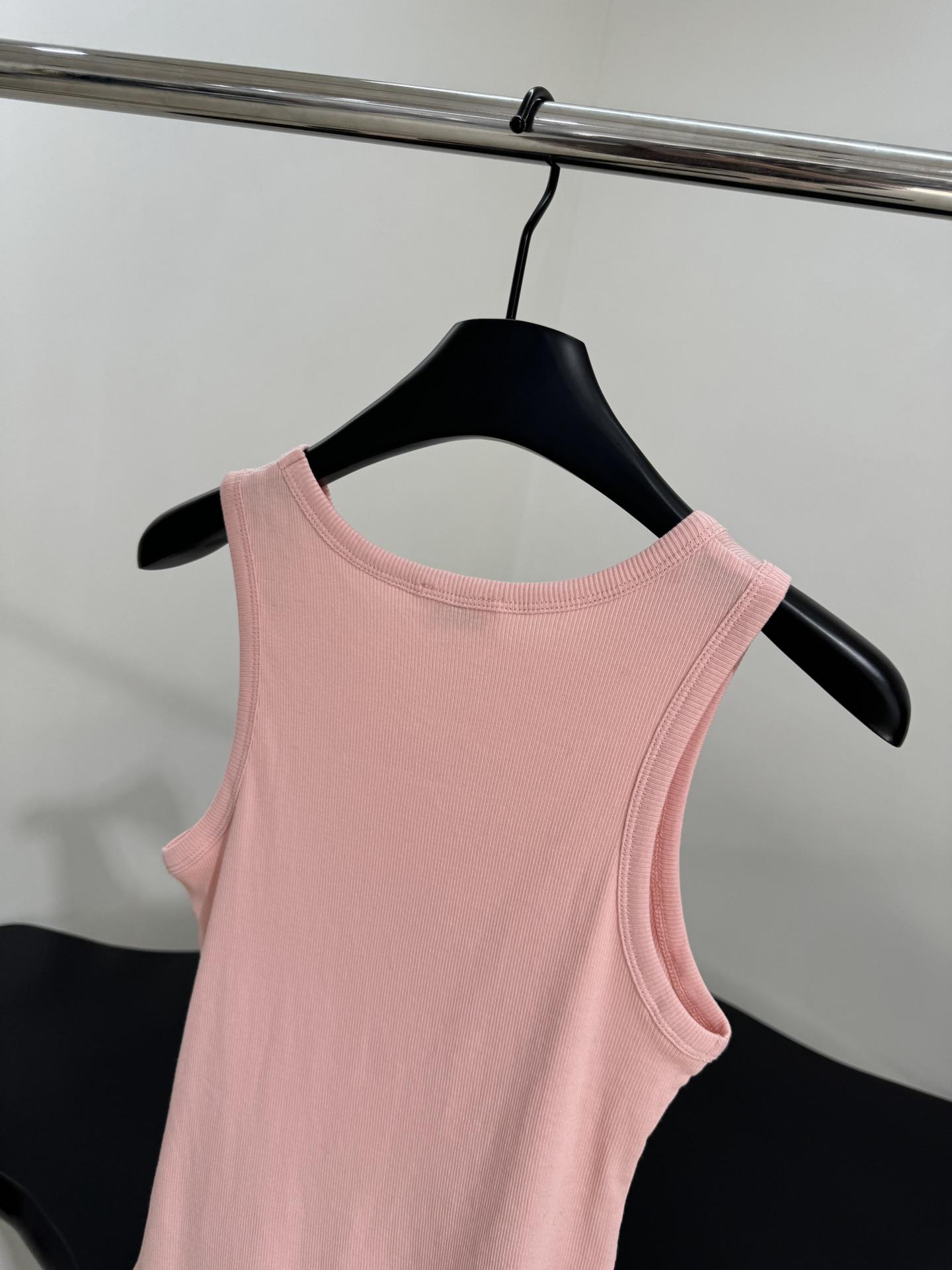 05782cbf8bf7e386319e6eeca86591c6.jpg