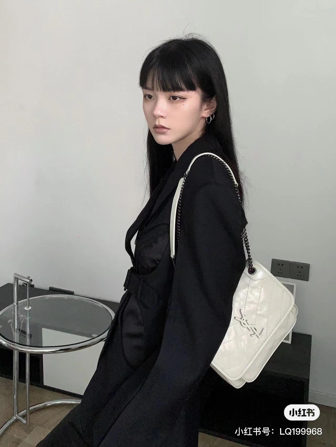 05ae9c0ac8bd51e4ab69e91550f4d4f9.jpg
