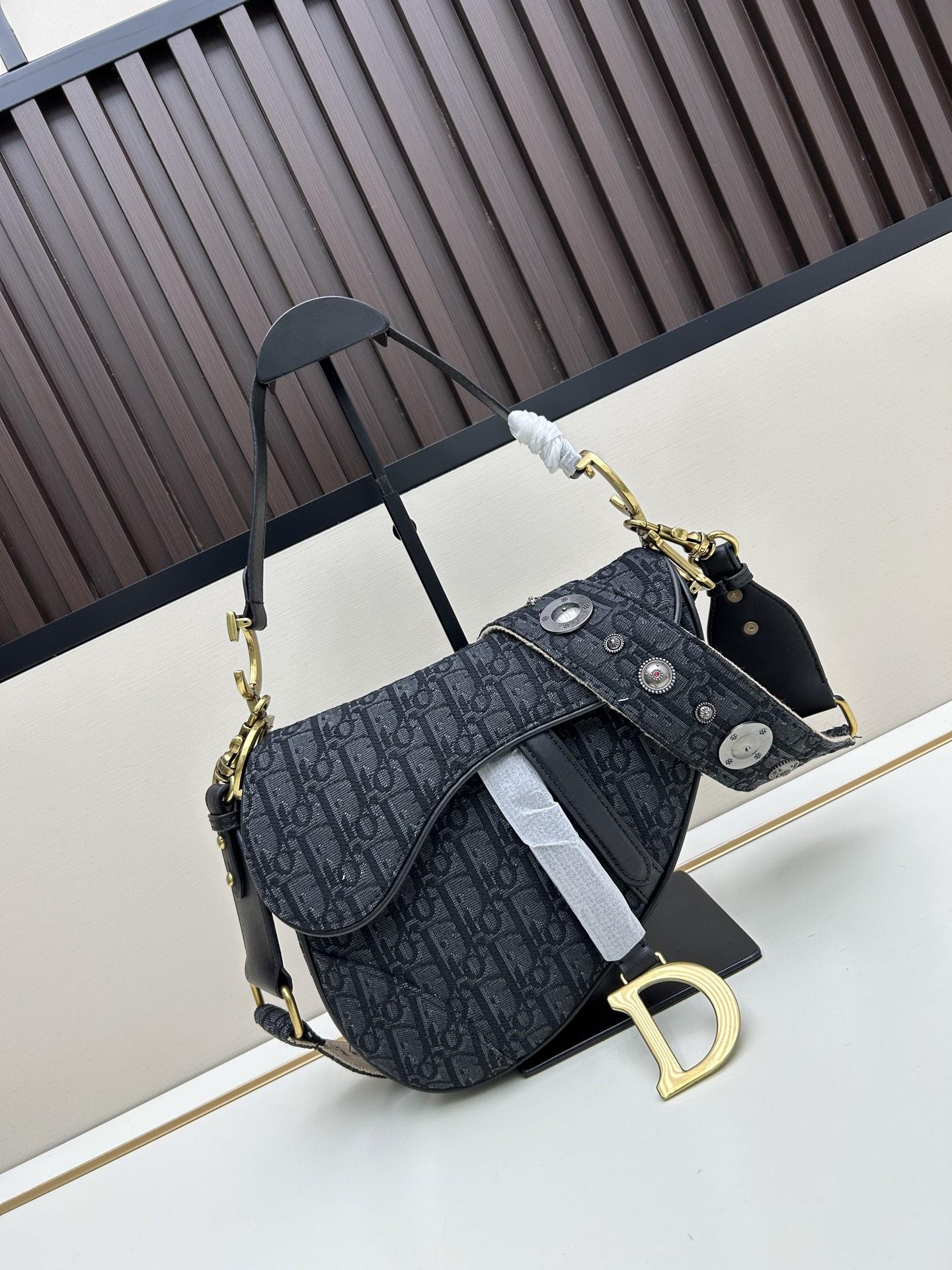 35f196eb989859b649bcfb6427eb85b3.jpg