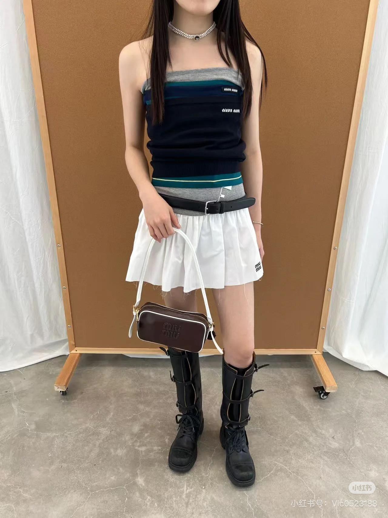 5a980b77cbe116d05ec28fda38edba78.jpg