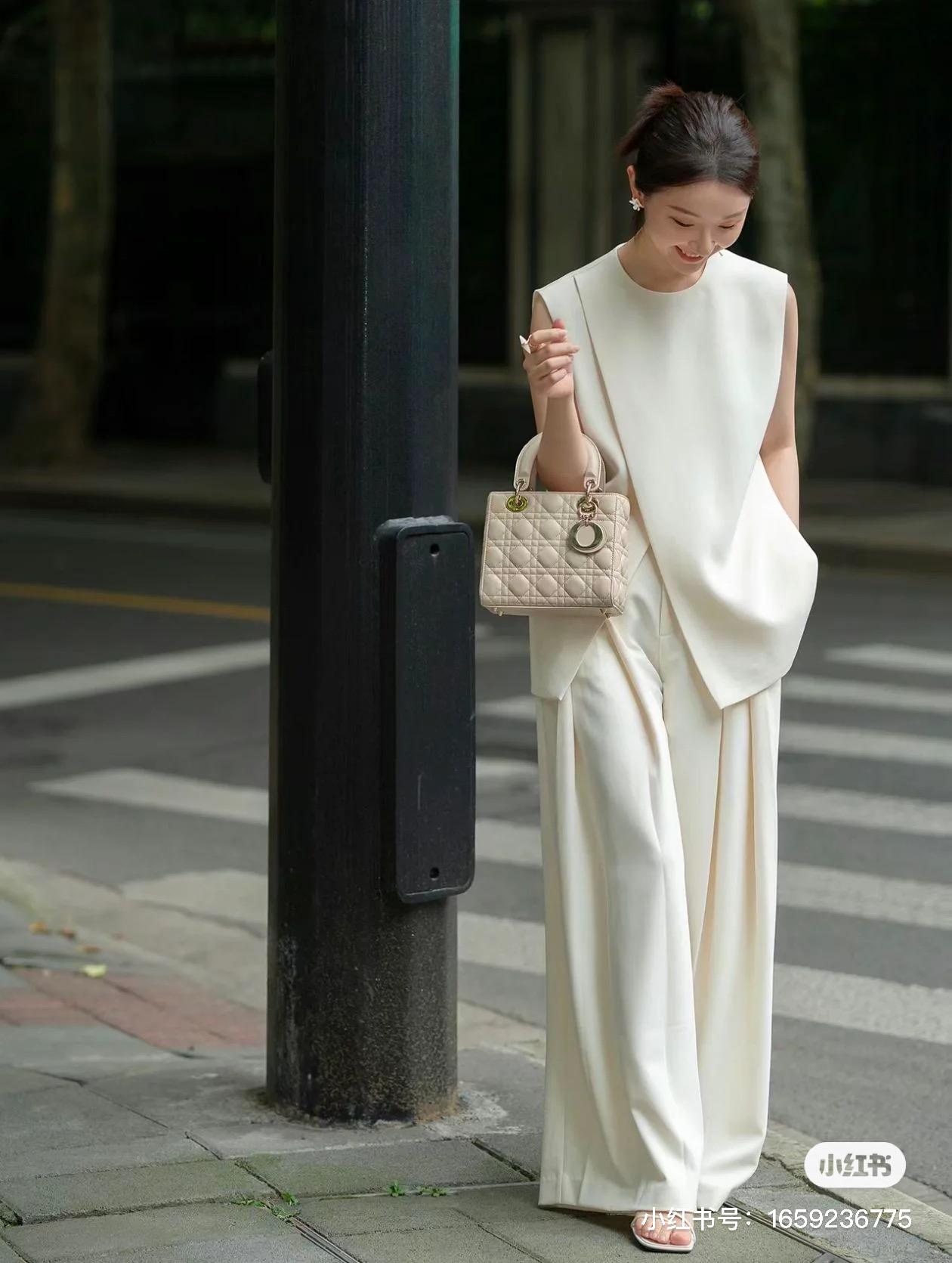 68deb03bdd92057cec0c192a9f3f75c5.jpg