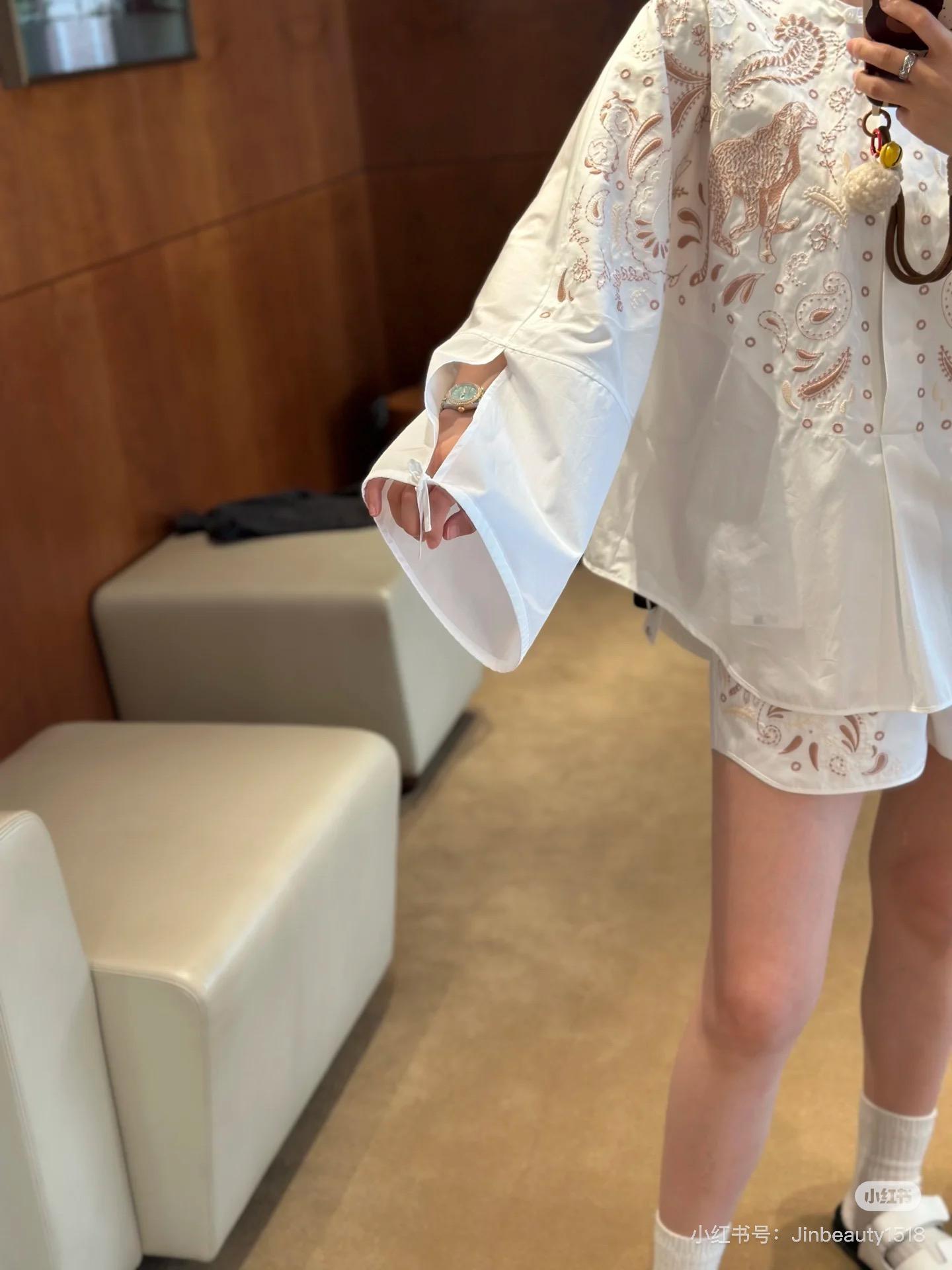 818a2225f712e92328dea7fb76584a62.jpg