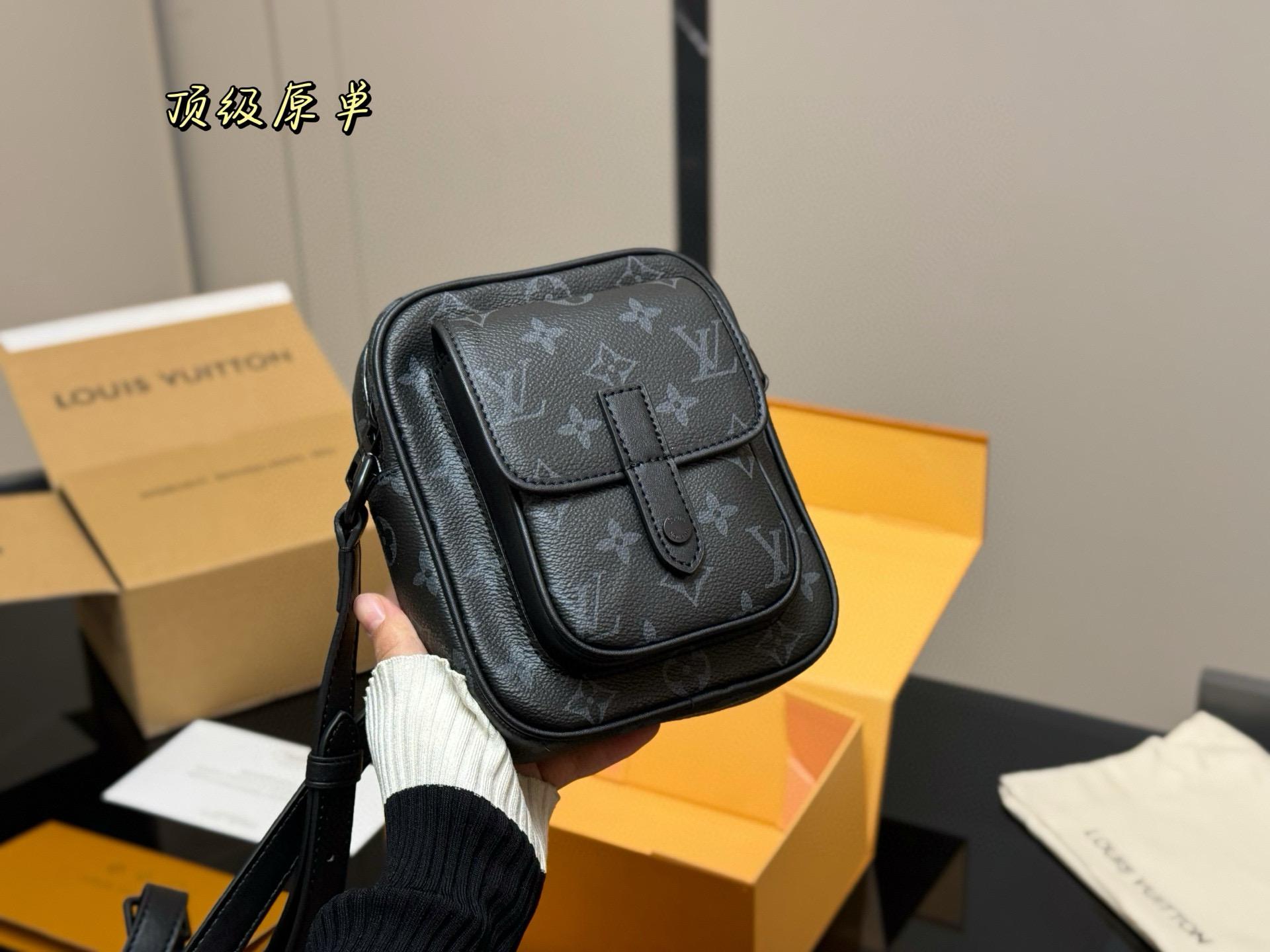 b85933e9a89b3dbb4b91e3a82693c7a8.jpg