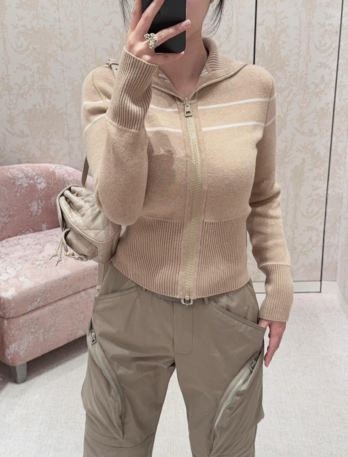 b9a33cf9f4f1390a8cc765ef80db769e.jpg
