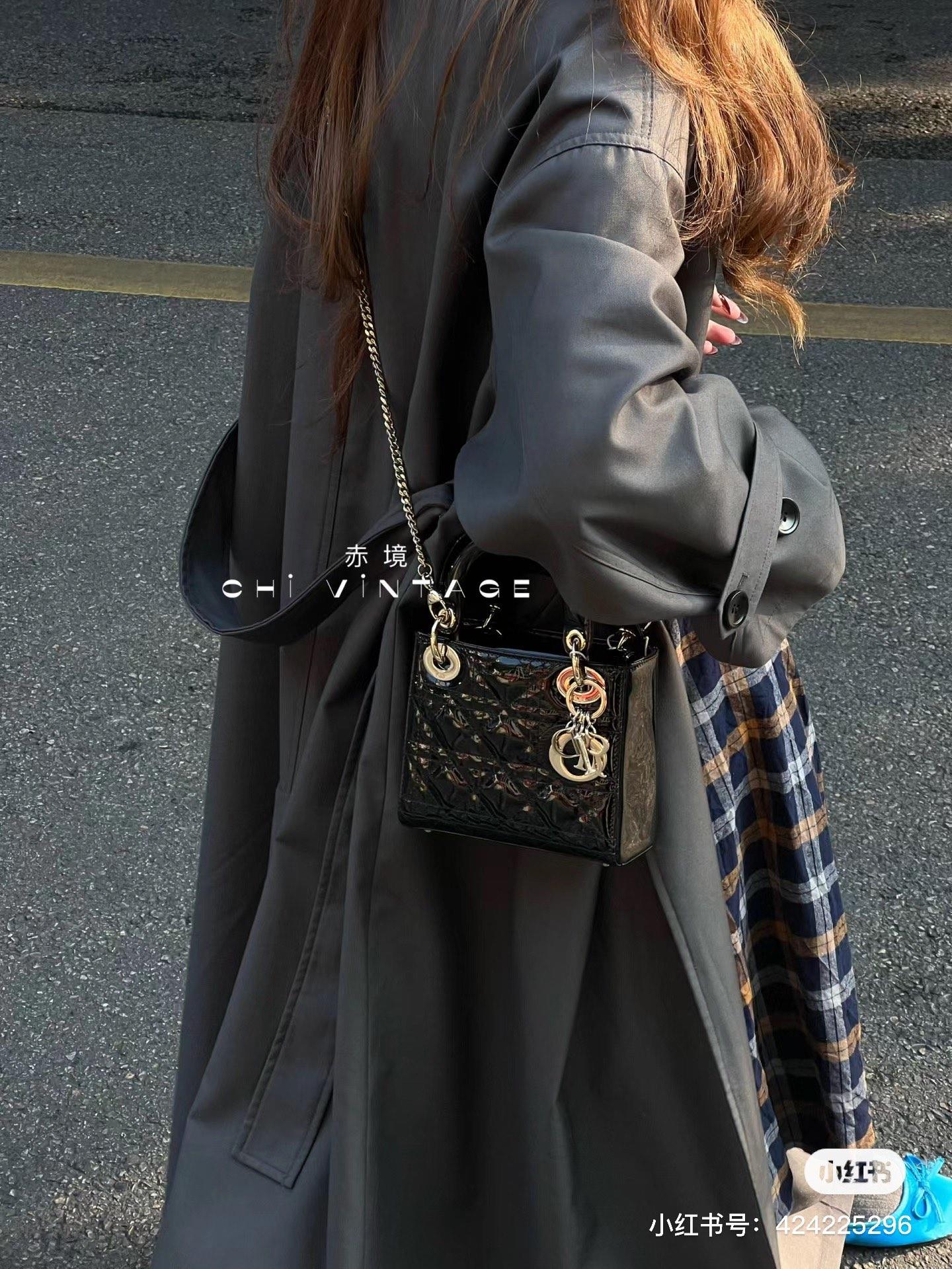 f4977280cc6cd14468918ab5b37dcddb.jpg
