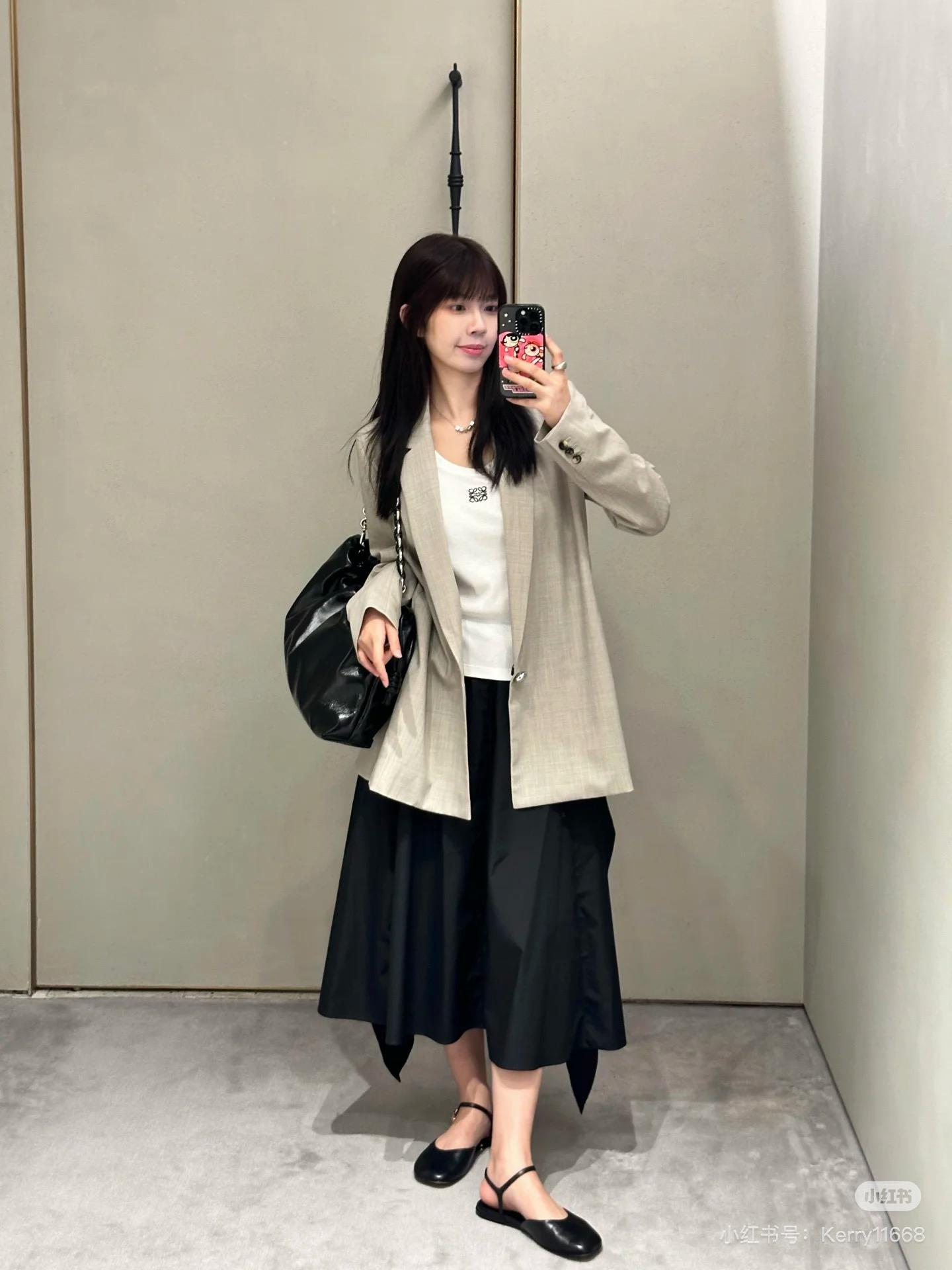 06f3515bdd7f05faaa37c3eb463e678c.jpg
