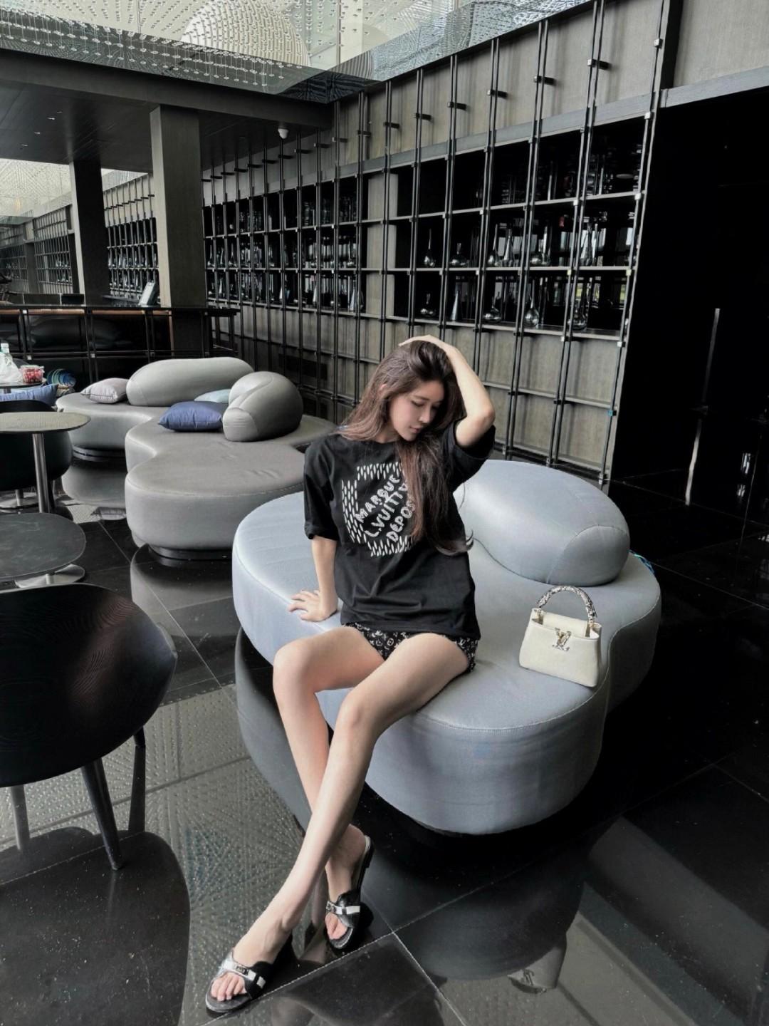 109933a1b430a7e92d4d6f1ab6796405.jpg