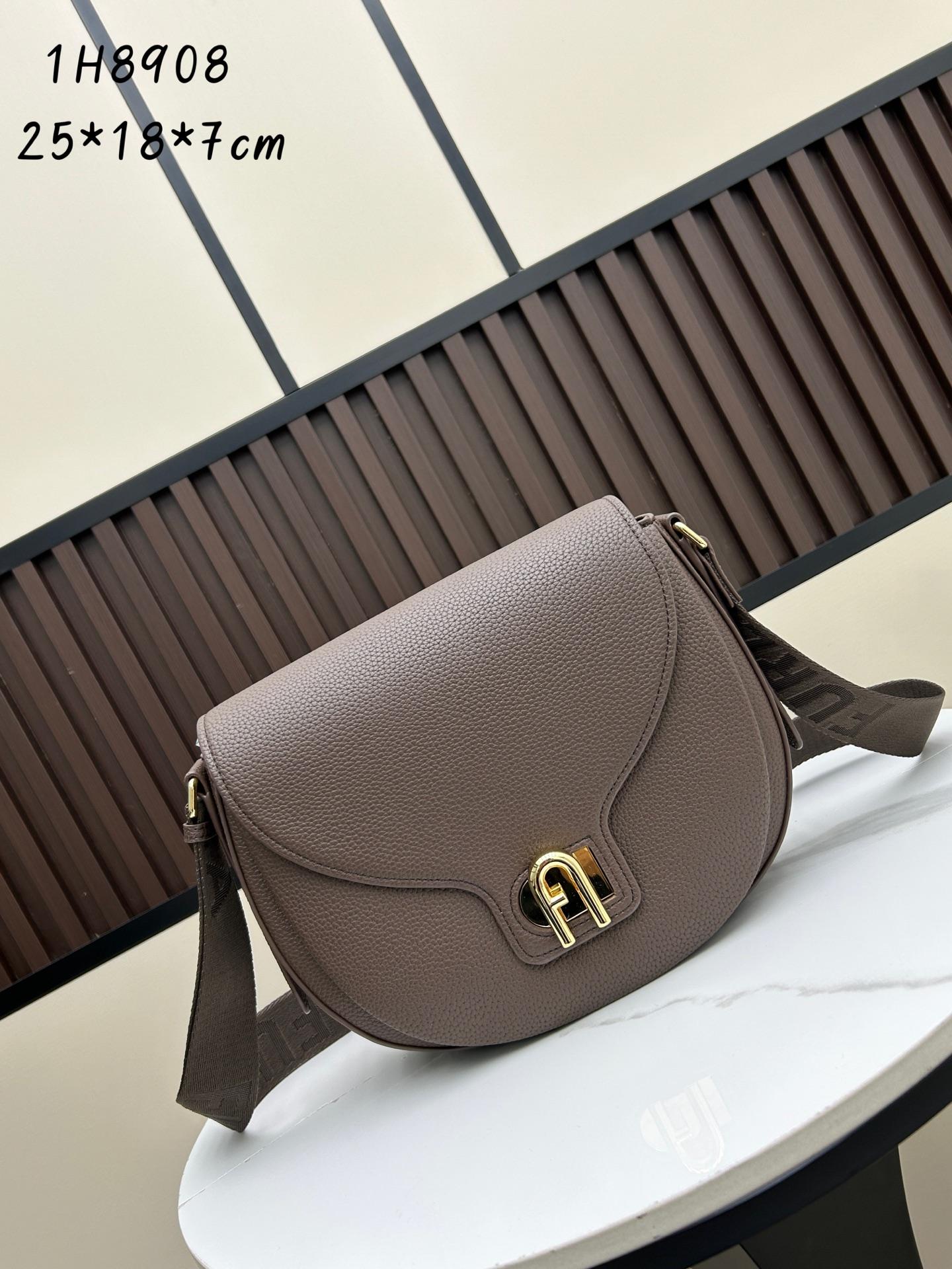 290e4404de8abae0a15a138029faadd4.jpg