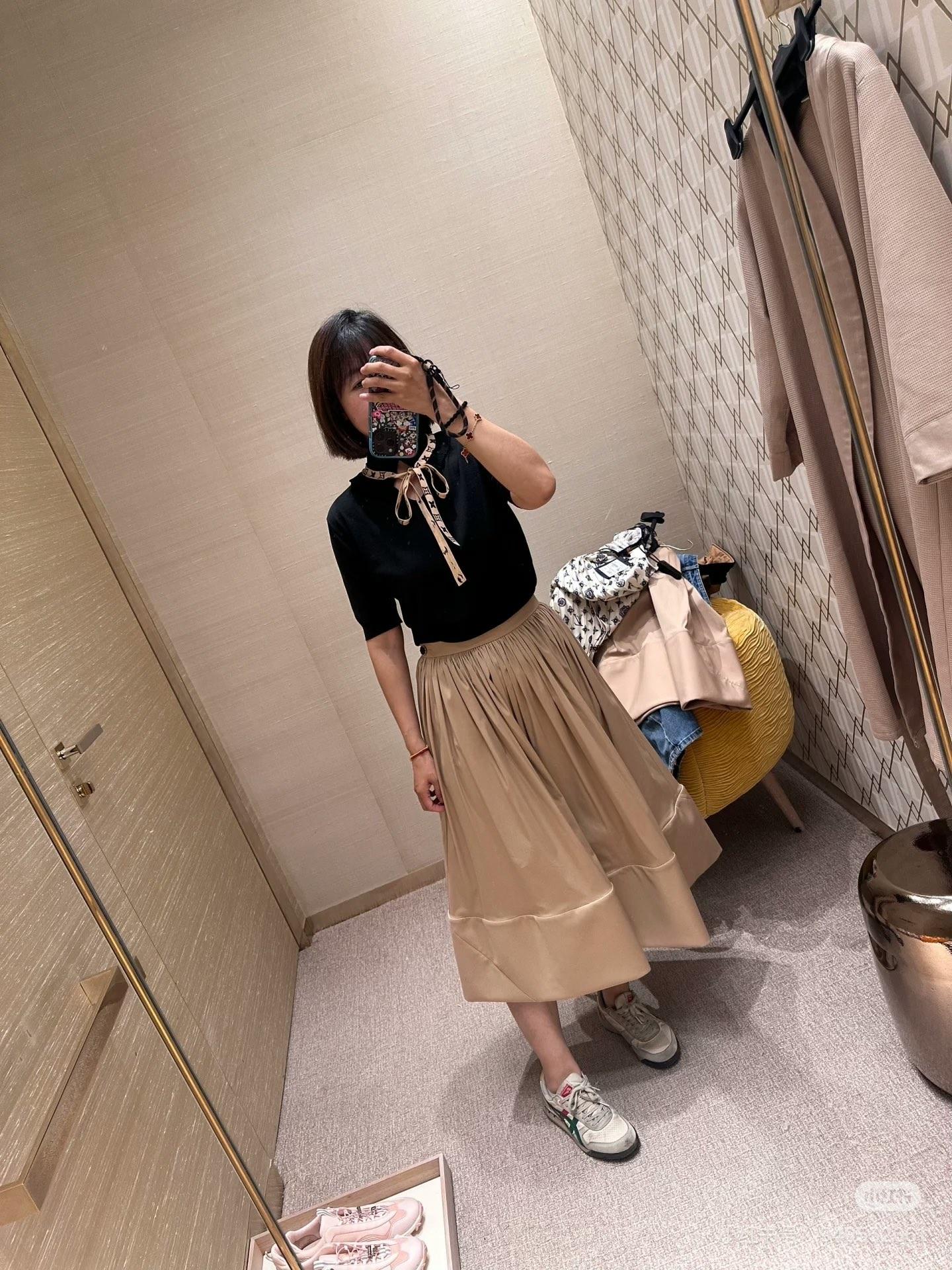 4c5bc50796981e29deb8f1d935bc02c2.jpg