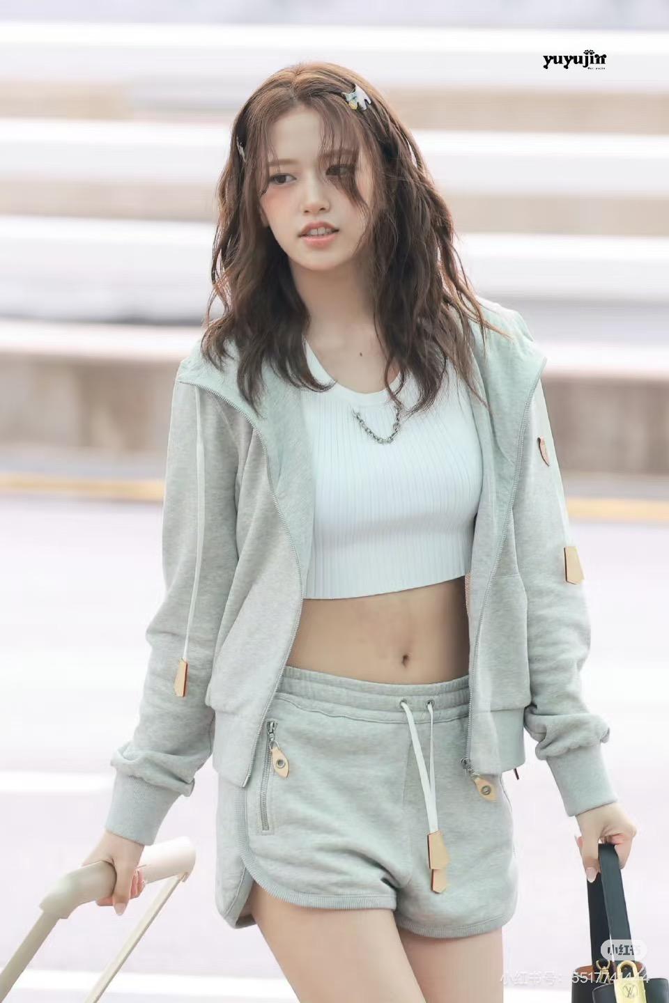 8b942f212ee85d20f696ad3d0bffed8a.jpg