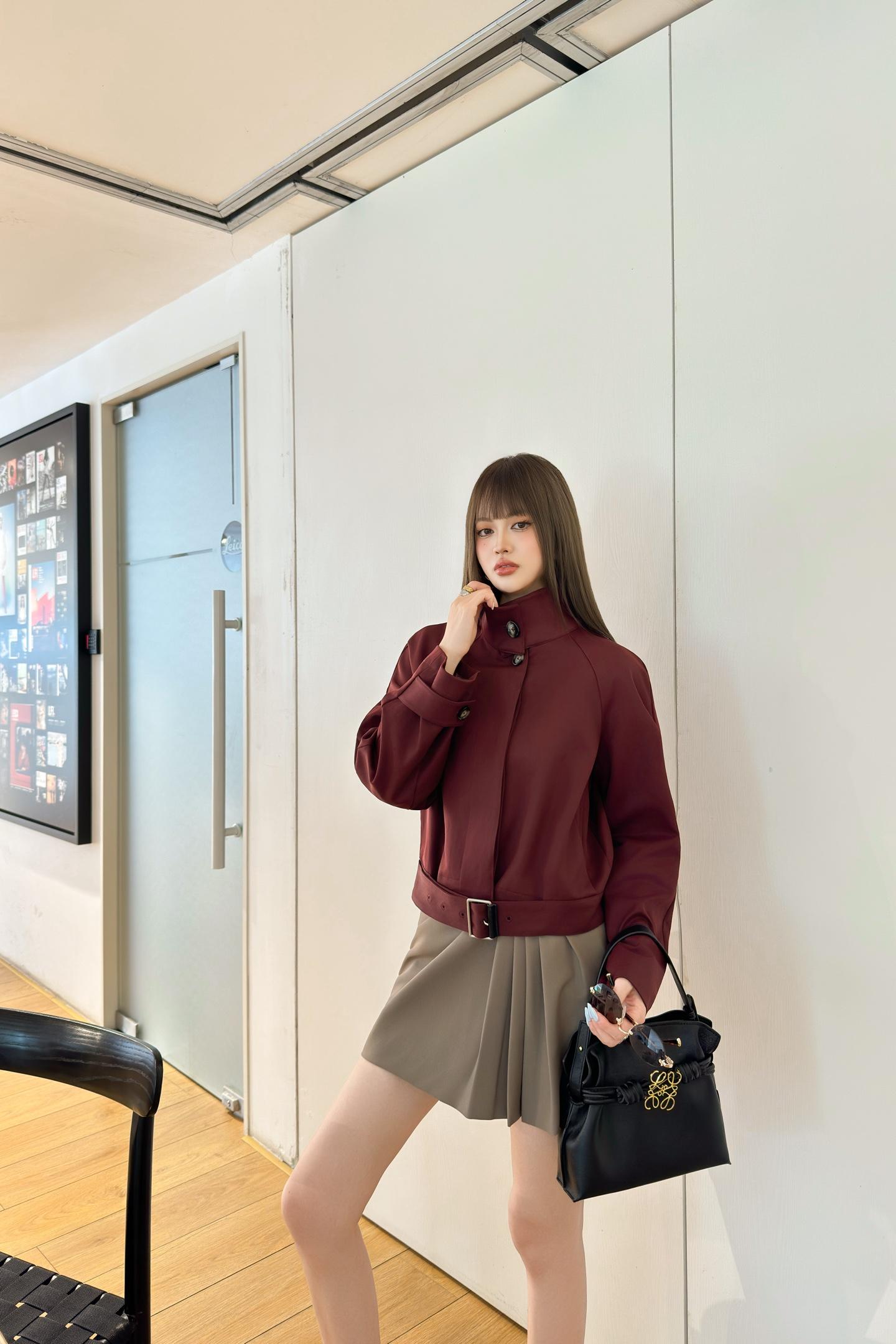 c666b167a9855d4261217d1c93ac555a.jpg