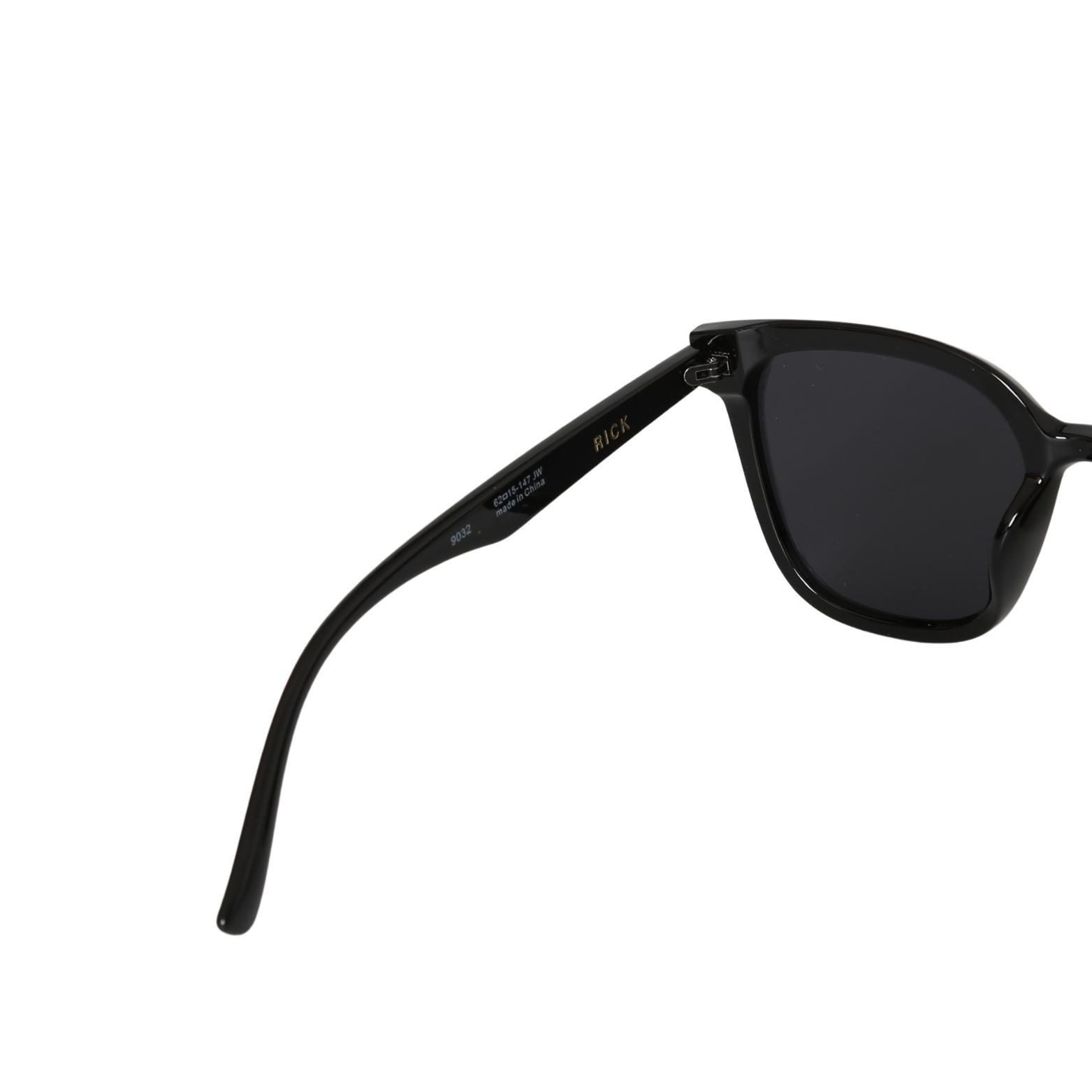 af1015b90cbeebfa75c0783ec74ab844.jpg
