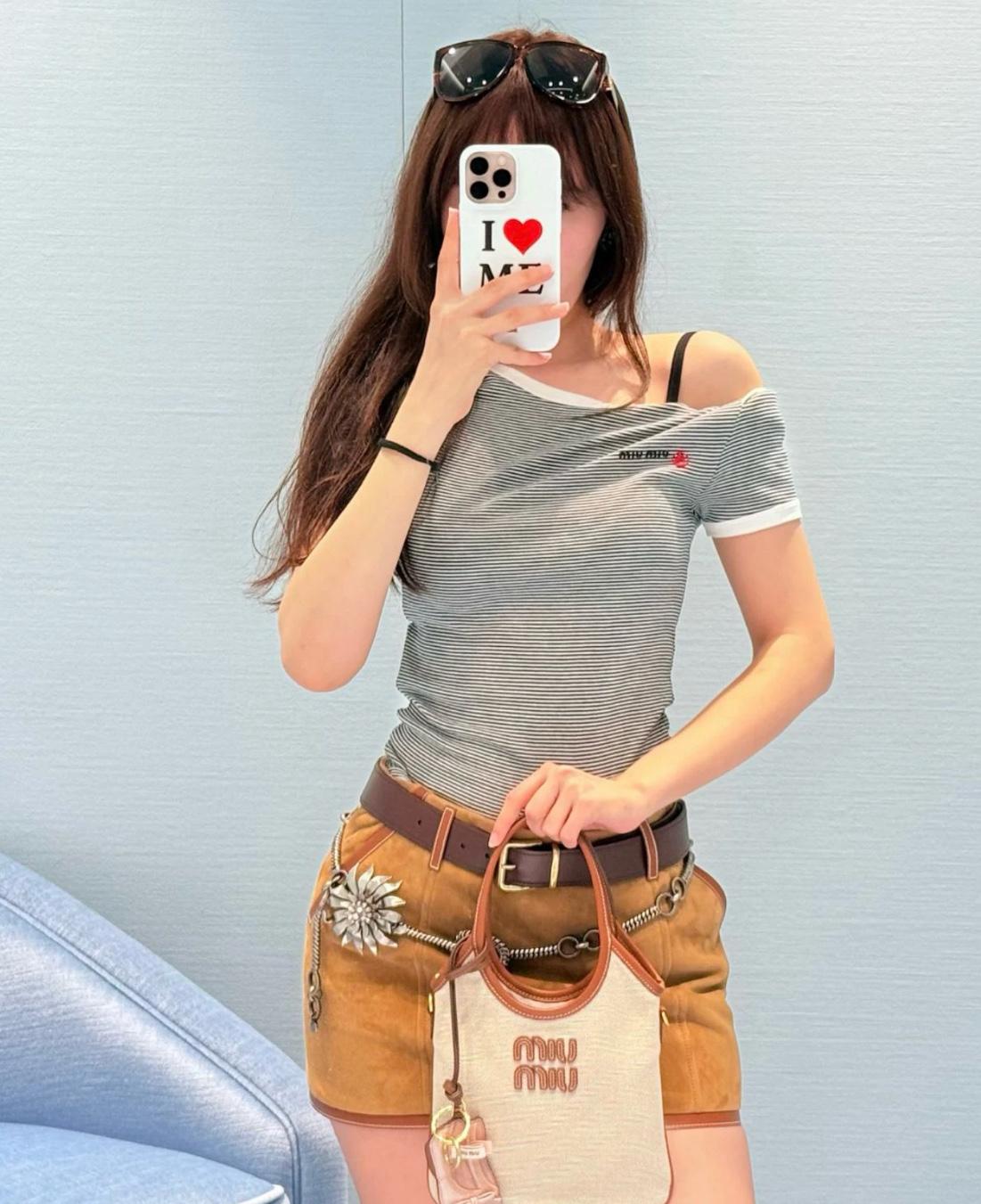 00a94d260bb994e00d77711a53b08a26.jpg