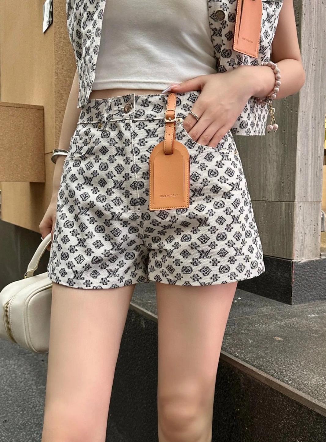 7e7f566ff14cb32d2240a5e1dc7af2bc.jpg