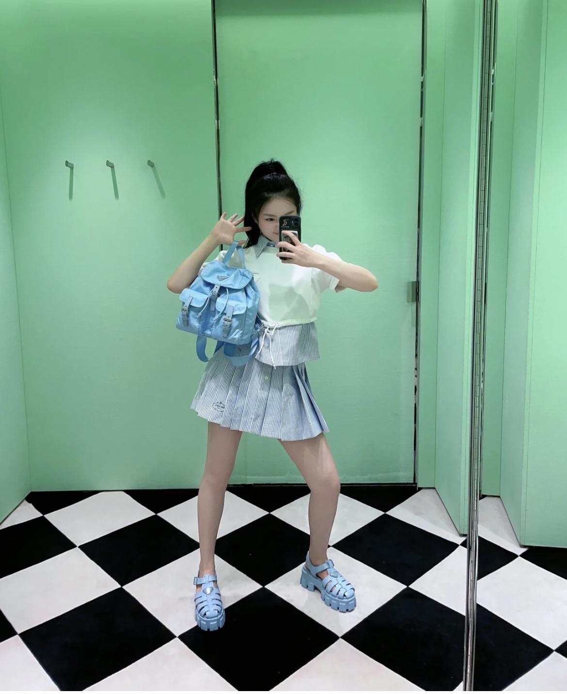8567e4eee16c338c23a1b162f94be826.jpg