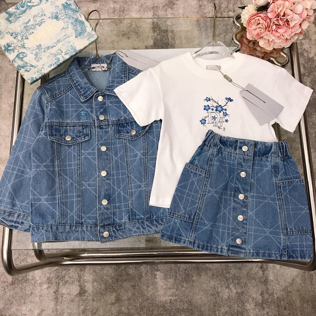 ab3661544ca2f60bdceddc113fcffe40.jpg