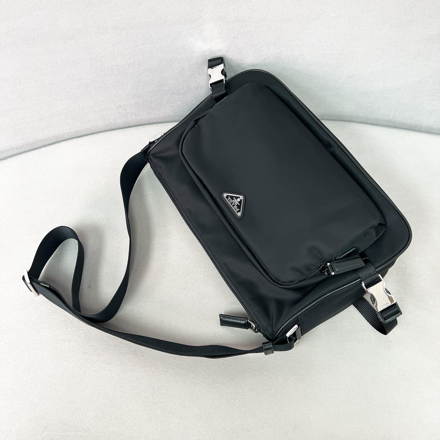 f40edc7bbe872baac01d8d1c7acc888d.jpg