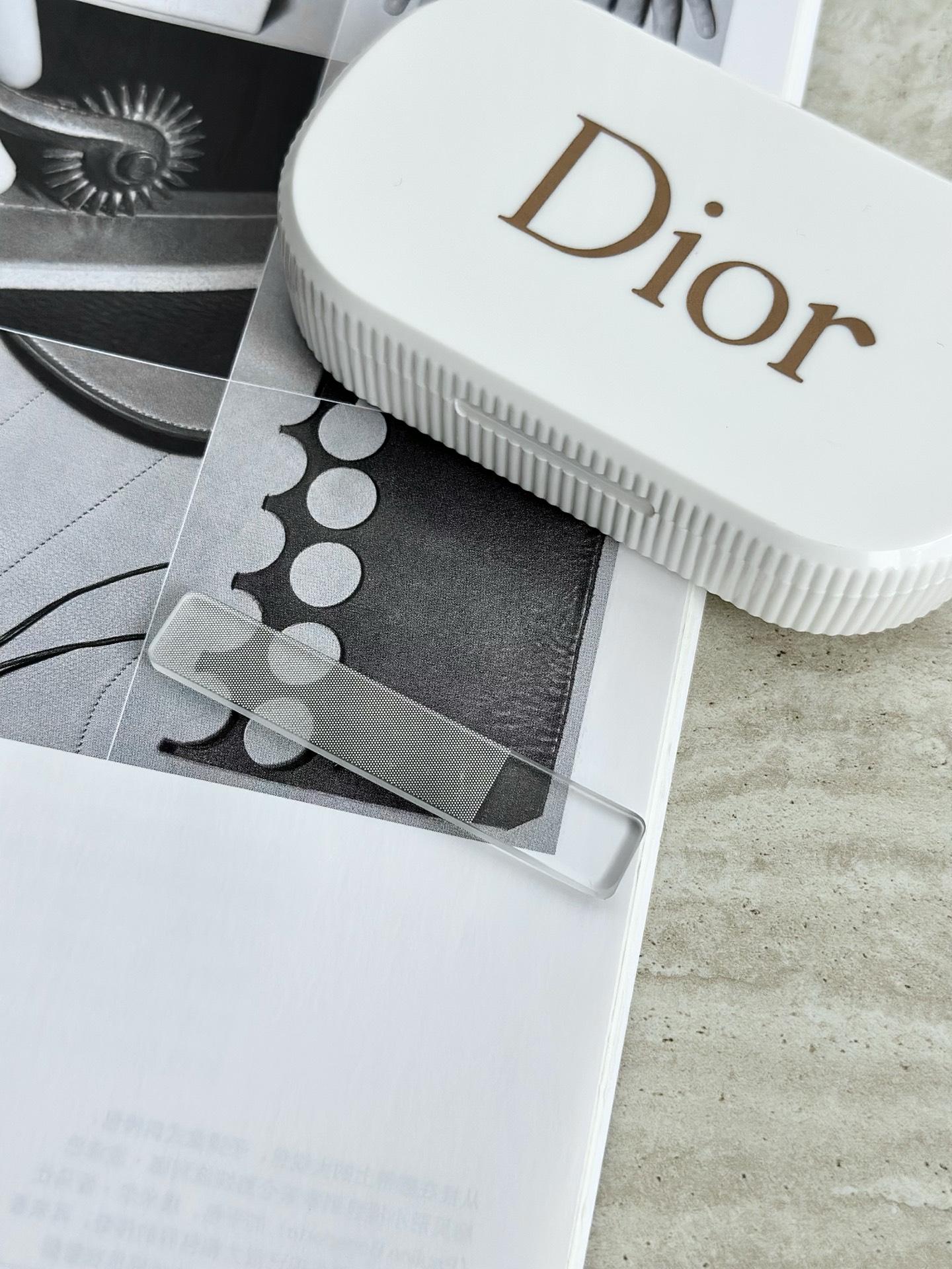 7035be5ce614512faad2e0069ff62bf9.jpg