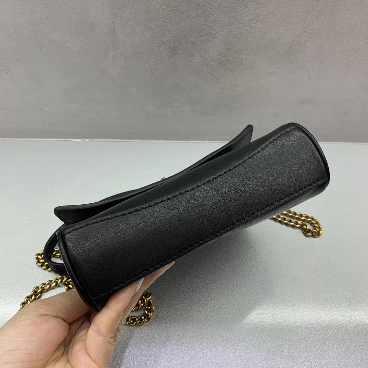 9f6c9fbb4b9127bdda2beef91aed3774.jpg