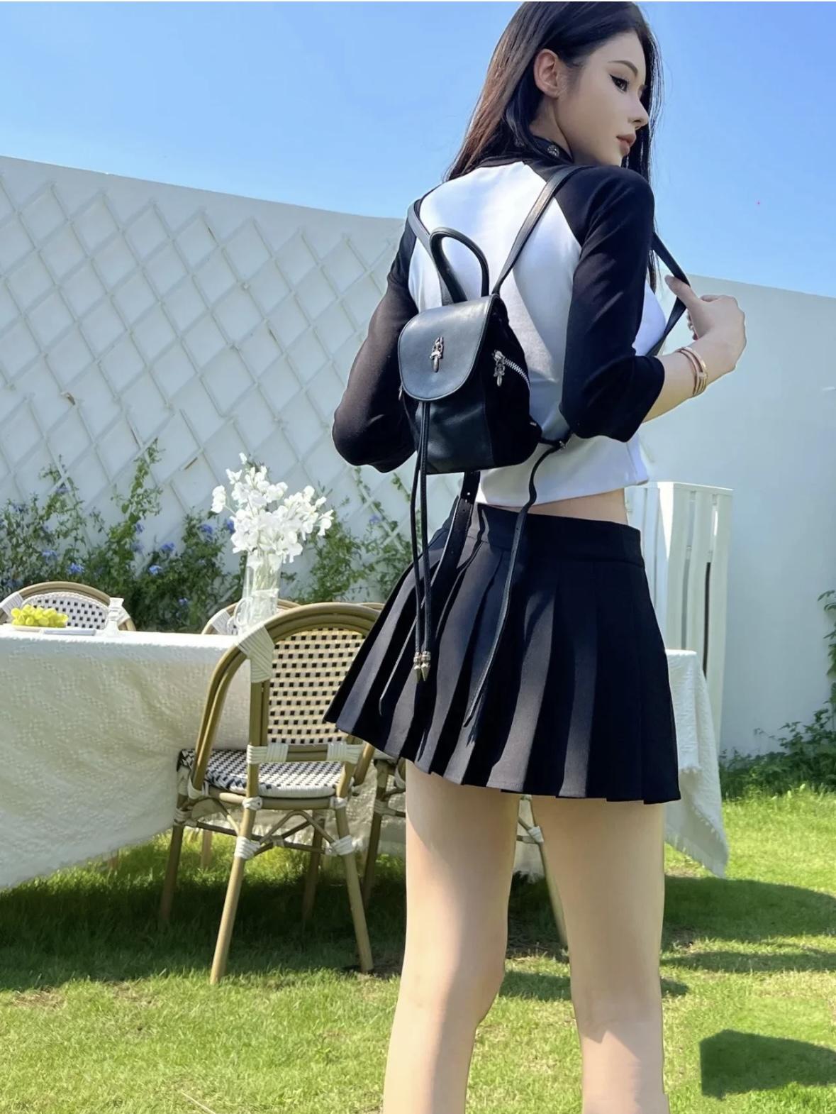 26f4f61b33578ed29b06e5d36d91bc33.jpg