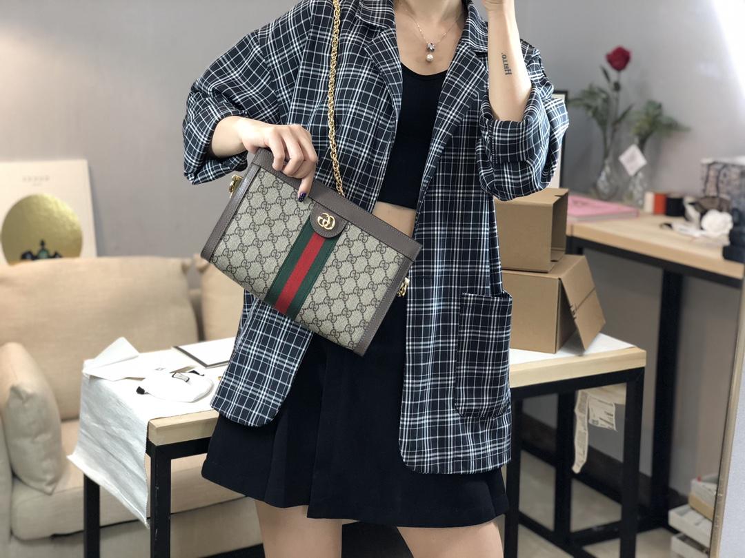 5ff2a1a058d379c35edad448ee026fe1.jpg