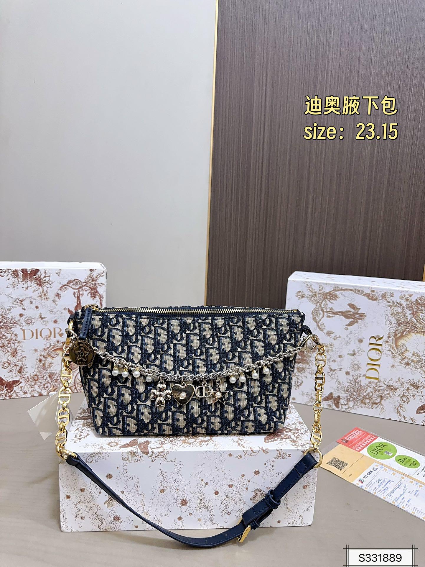 9c98dca13a36b6e2532fc422be5f29ca.jpg