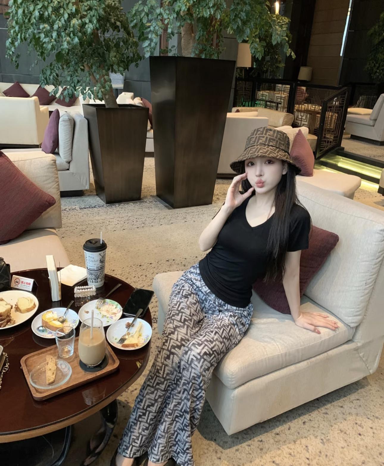d9efbbdf89b4e3408ae5d74c7325a45d.jpg