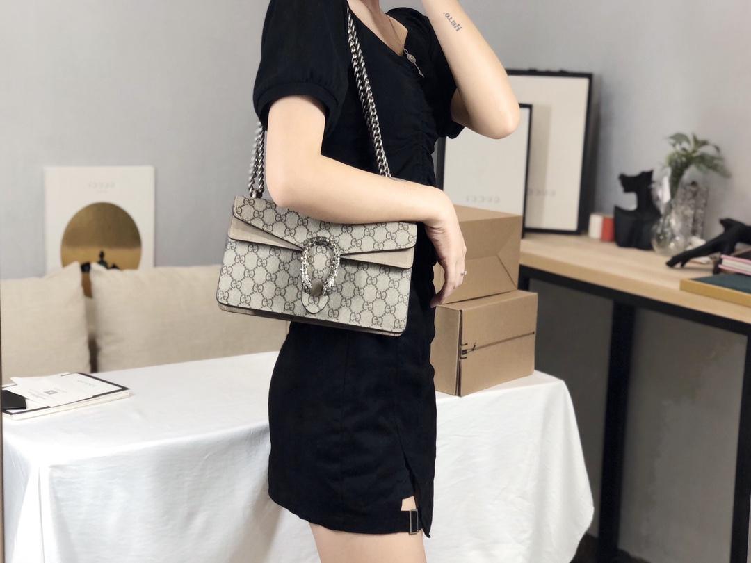 dbfbf97c92a2f212945de491bde934a8.jpg