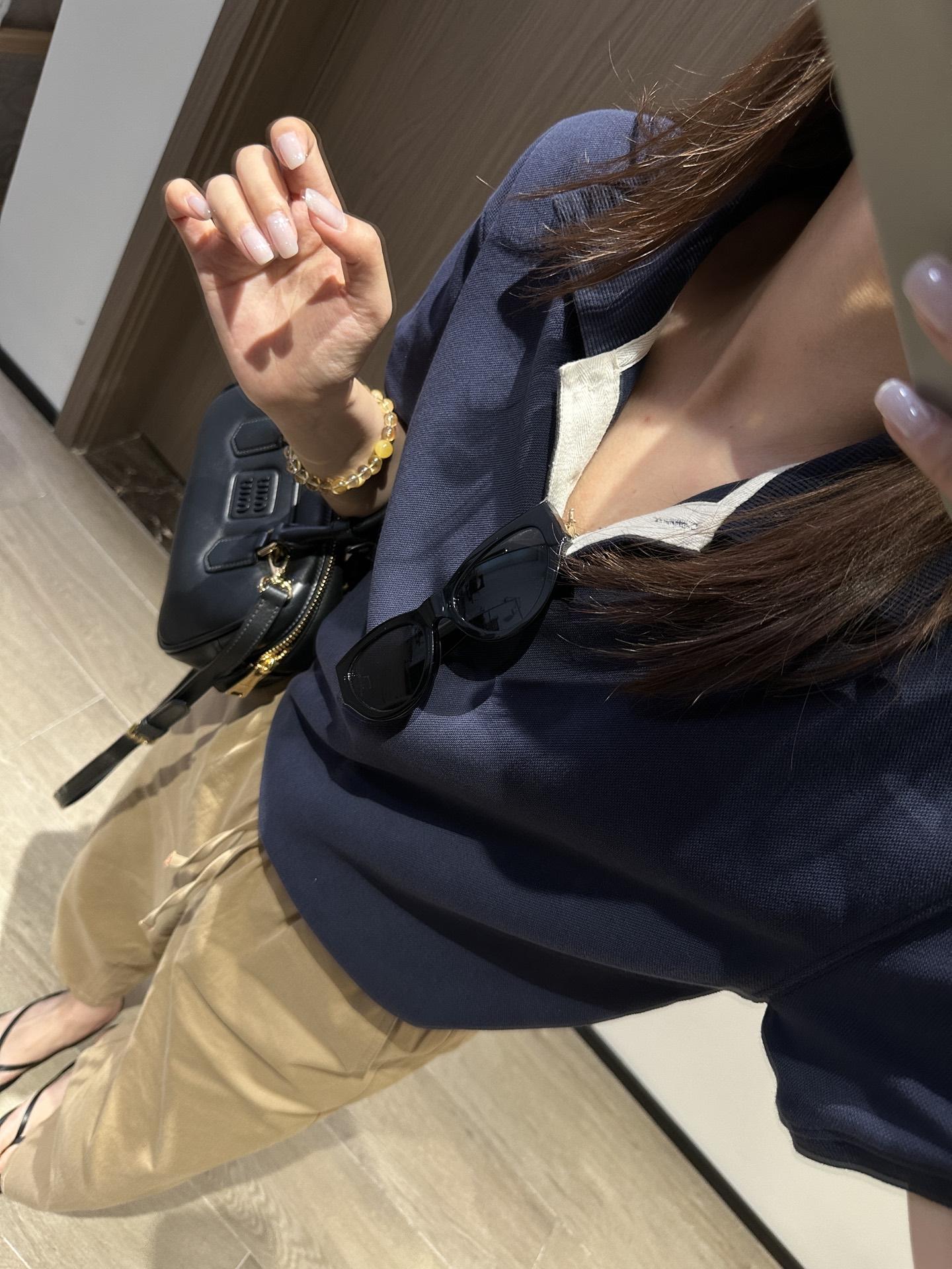 692957ed94ab5c04be2b68cb117b9e52.jpg