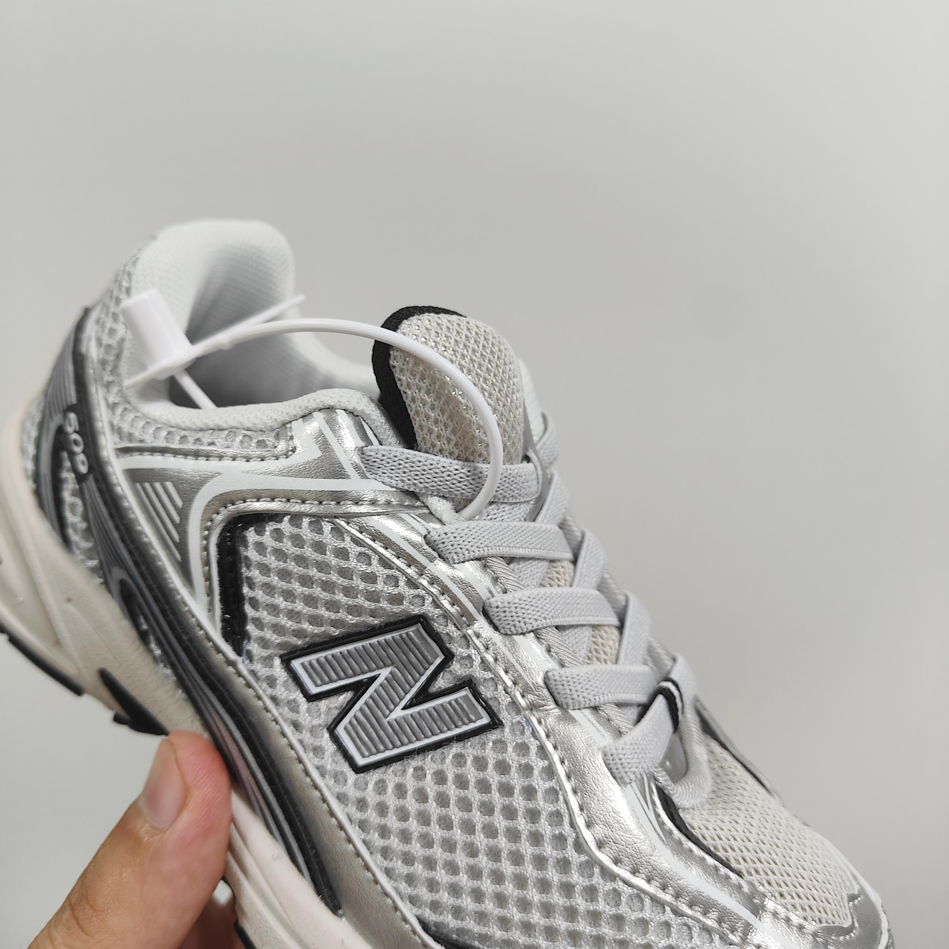 f82d26ade64c8246b5187264104497d3.jpg