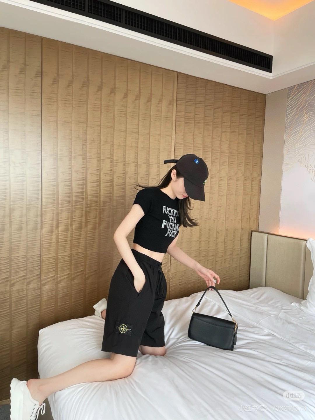 0f6a8ae4b3f1df9f962b69ce3e21bb12.jpg