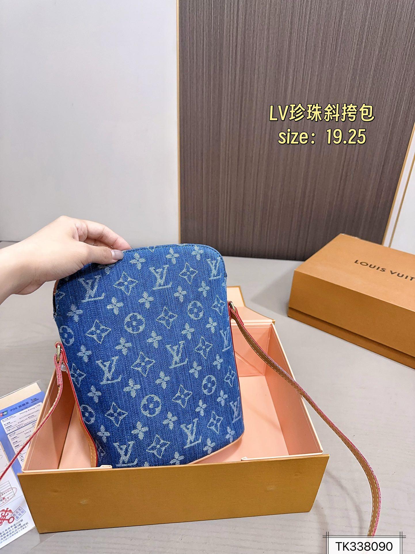 8b276c512d9176df70ccbe71a92bb7d7.jpg