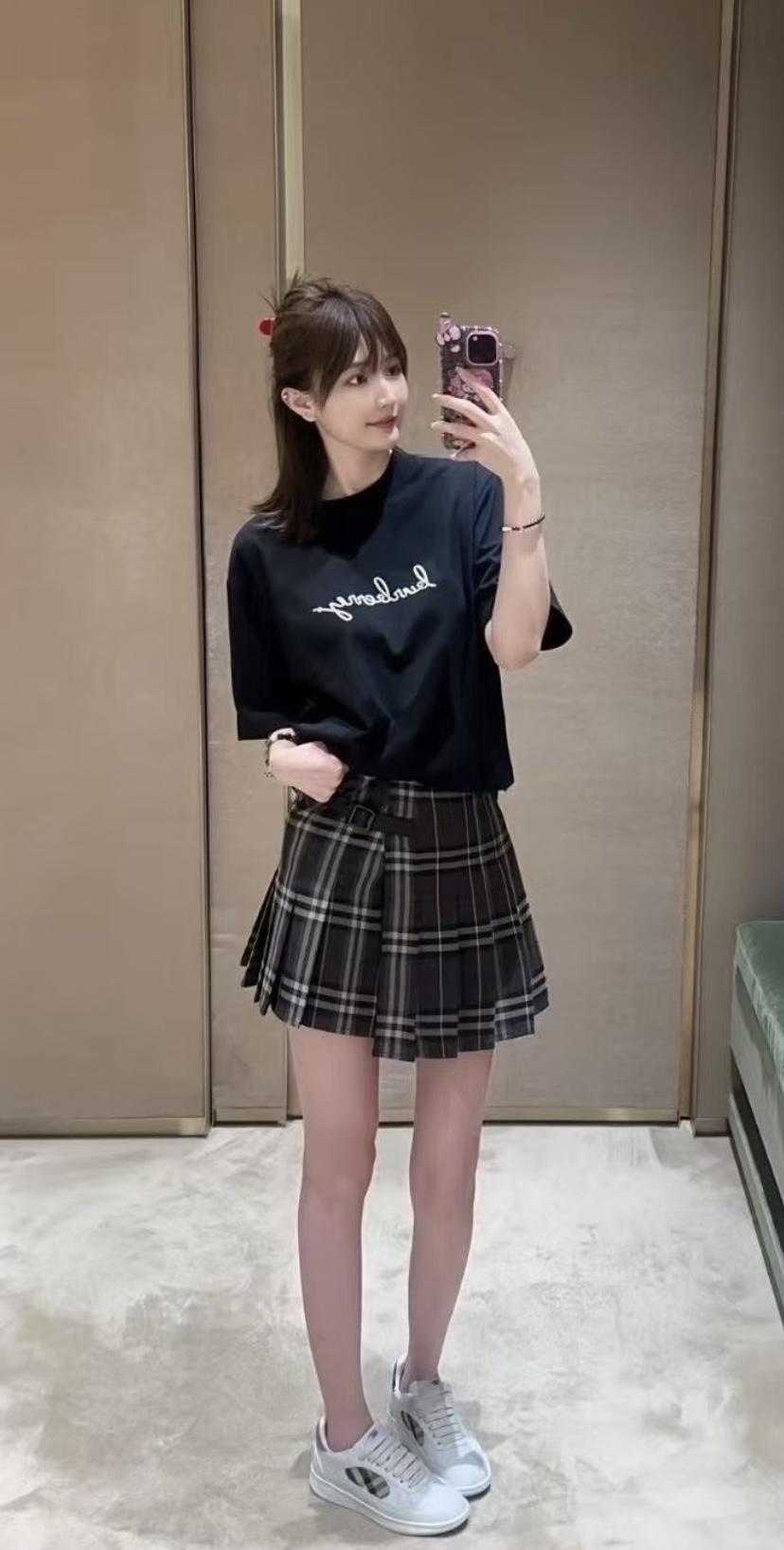 28e92bf0814d040f1e9085f675bfe2bf.jpg