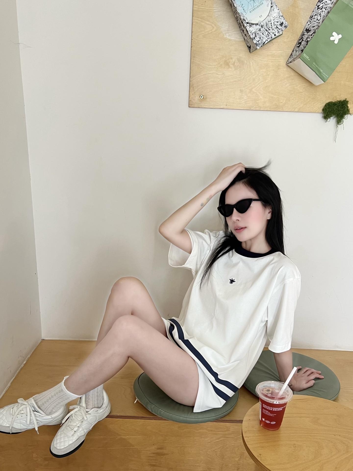 519ad8b0293a5af5bb6fc41541125f75.jpg