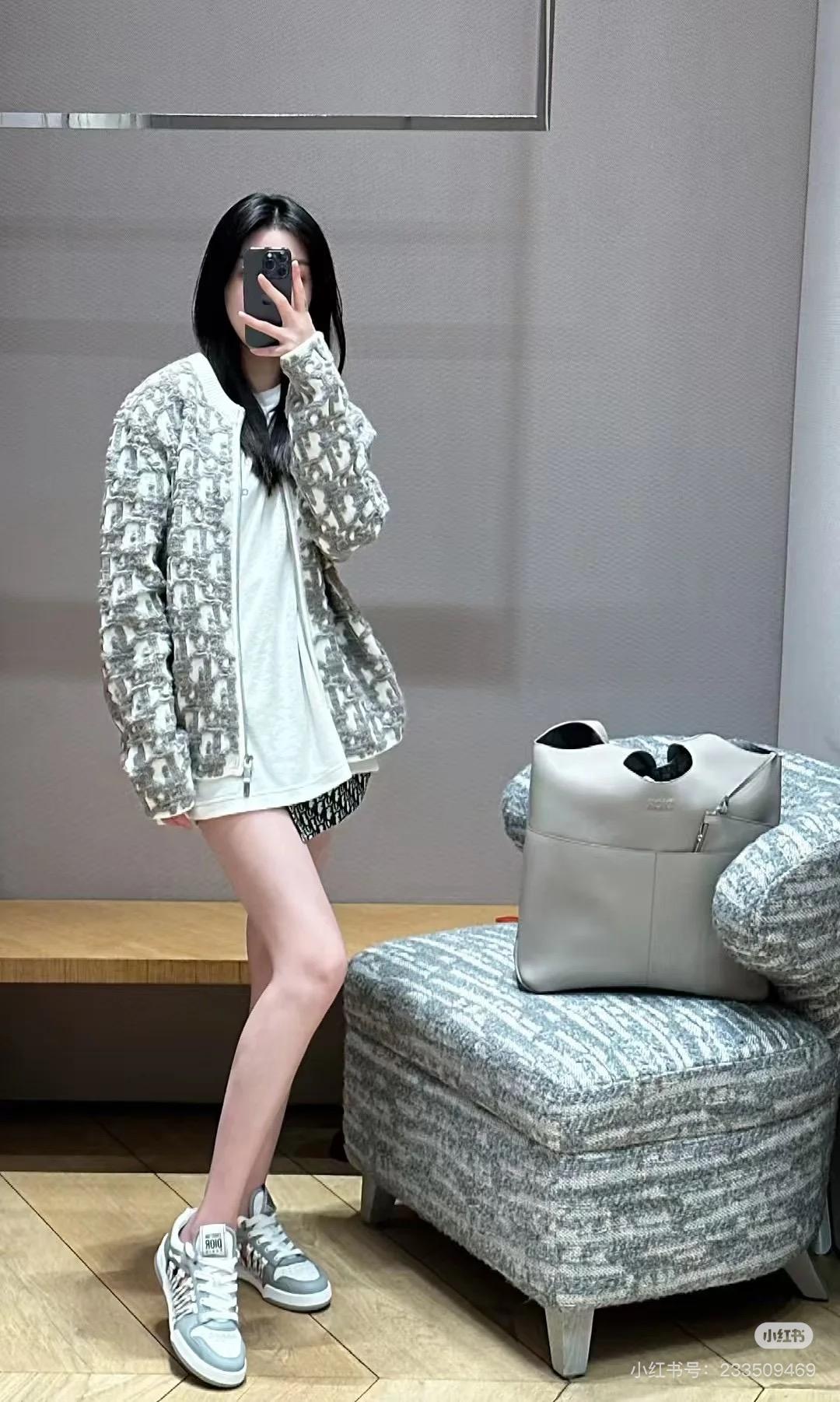 78a1d4a1a147487d8c610ea9d55a6e40.jpg