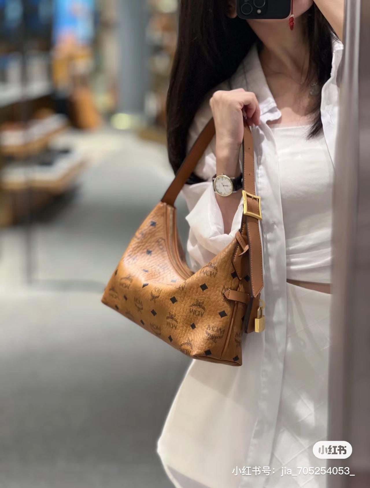 e8989a2416b815f6c51f695083a99933.jpg