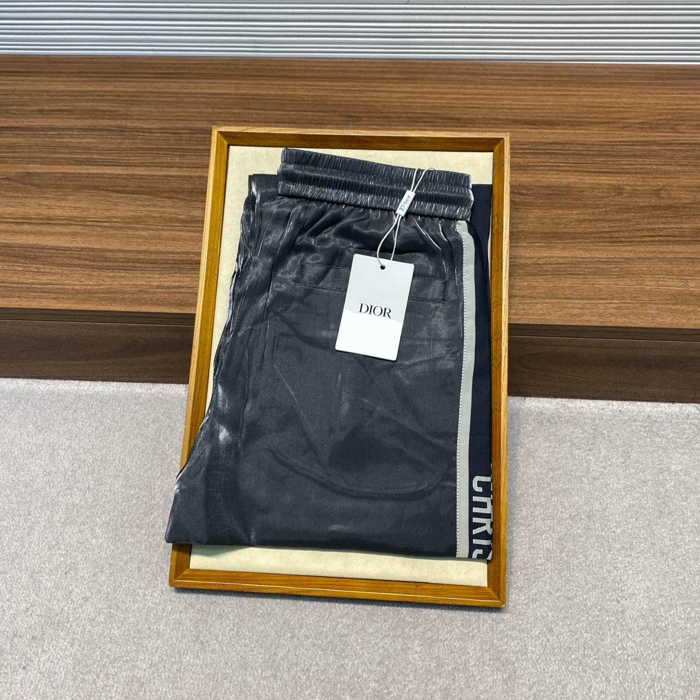 b54977a903556688e545bf6d7facf7bf.jpg
