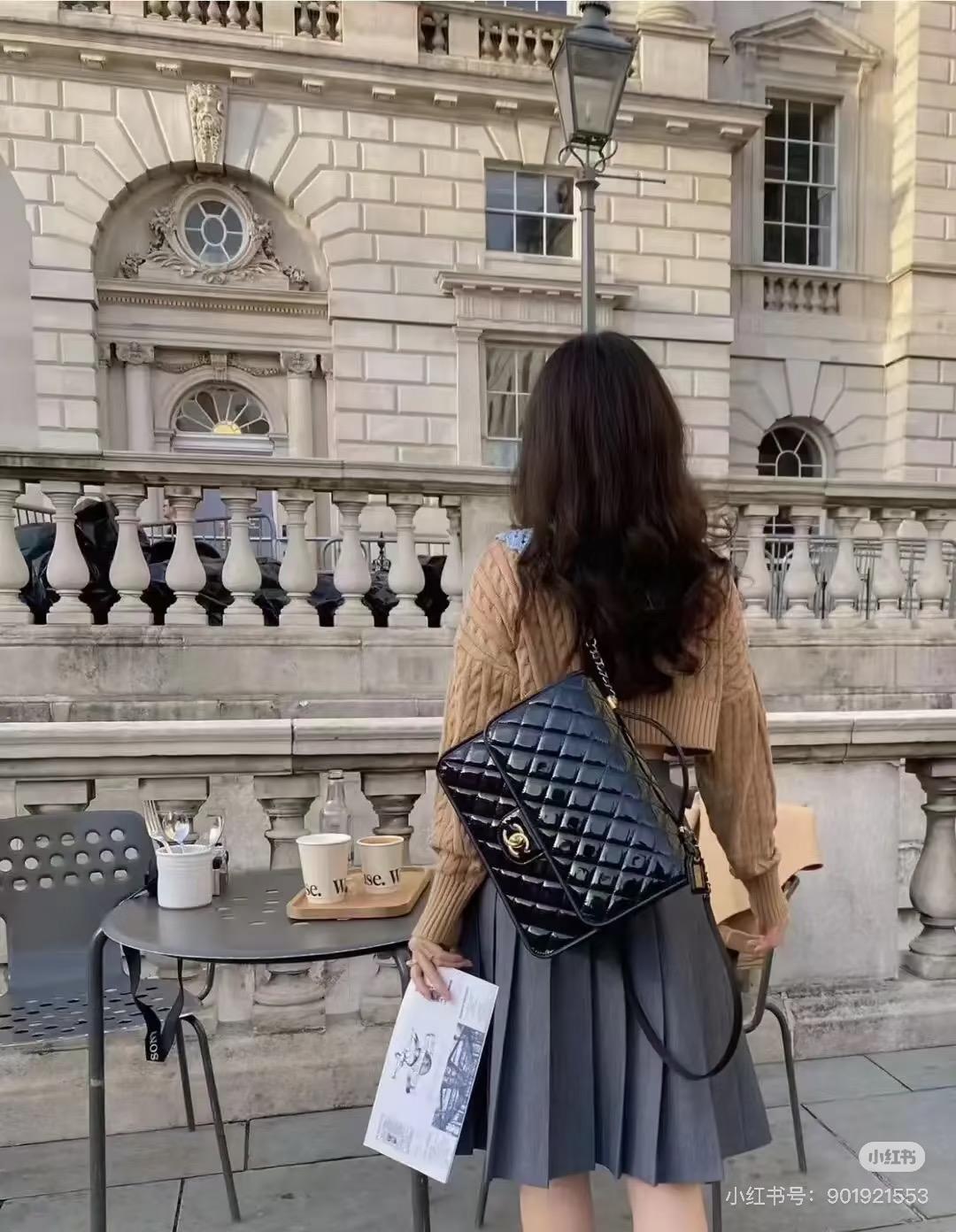 25a442e348f40d62aaf6cbfae9f4e1f0.jpg