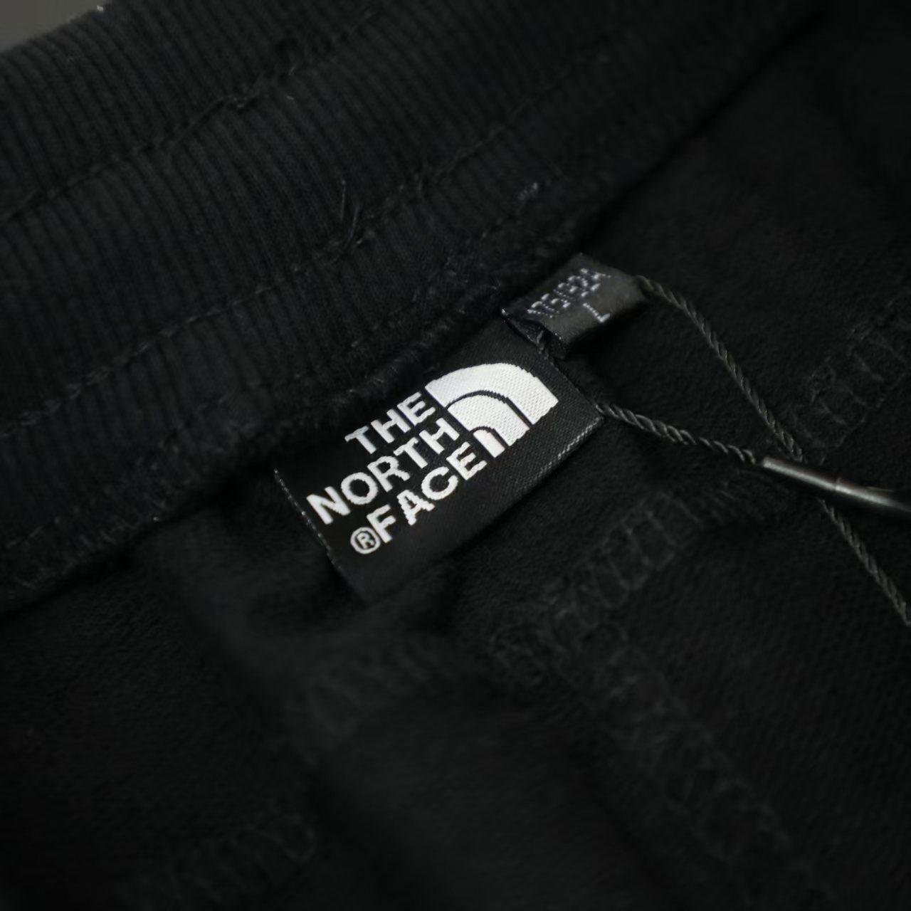 a141ee3d72fd15807de36d3151fb6520.jpg