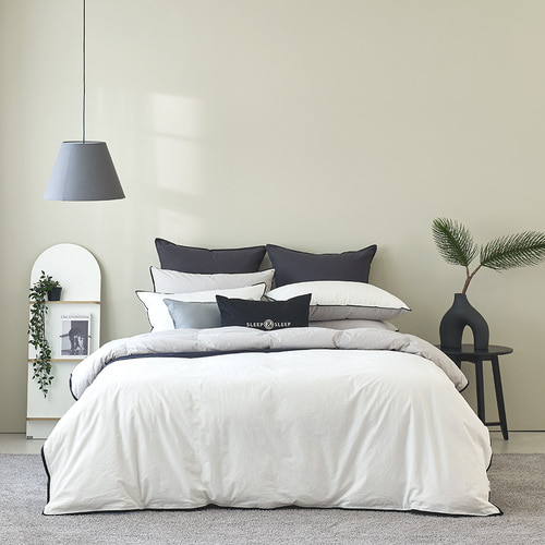 Hidden (Hungarian)v1 Goose-down Duvet Insert S,Q