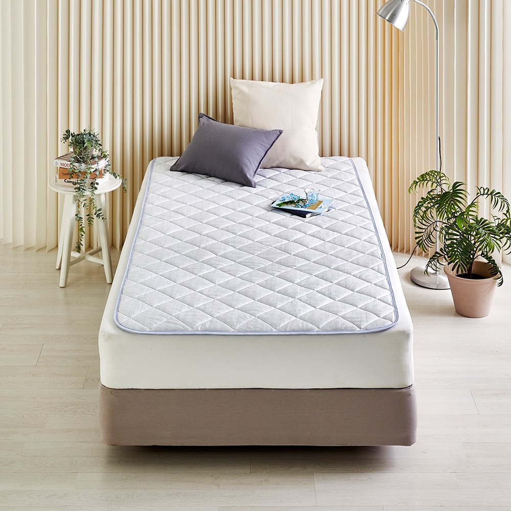 Ice bare summer Cooling Mesh Pad 3size