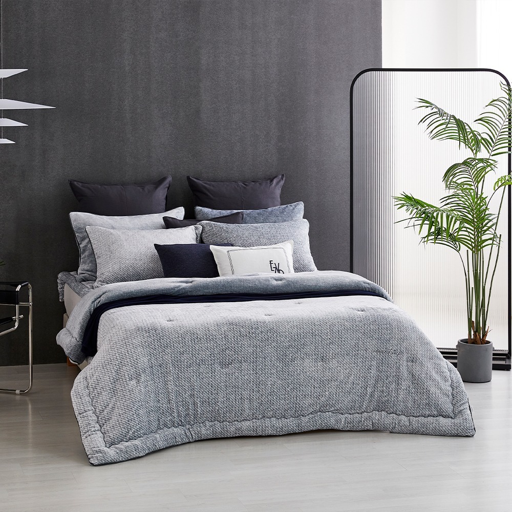 Legend (Microfibre Duvet) Comforter S,Q