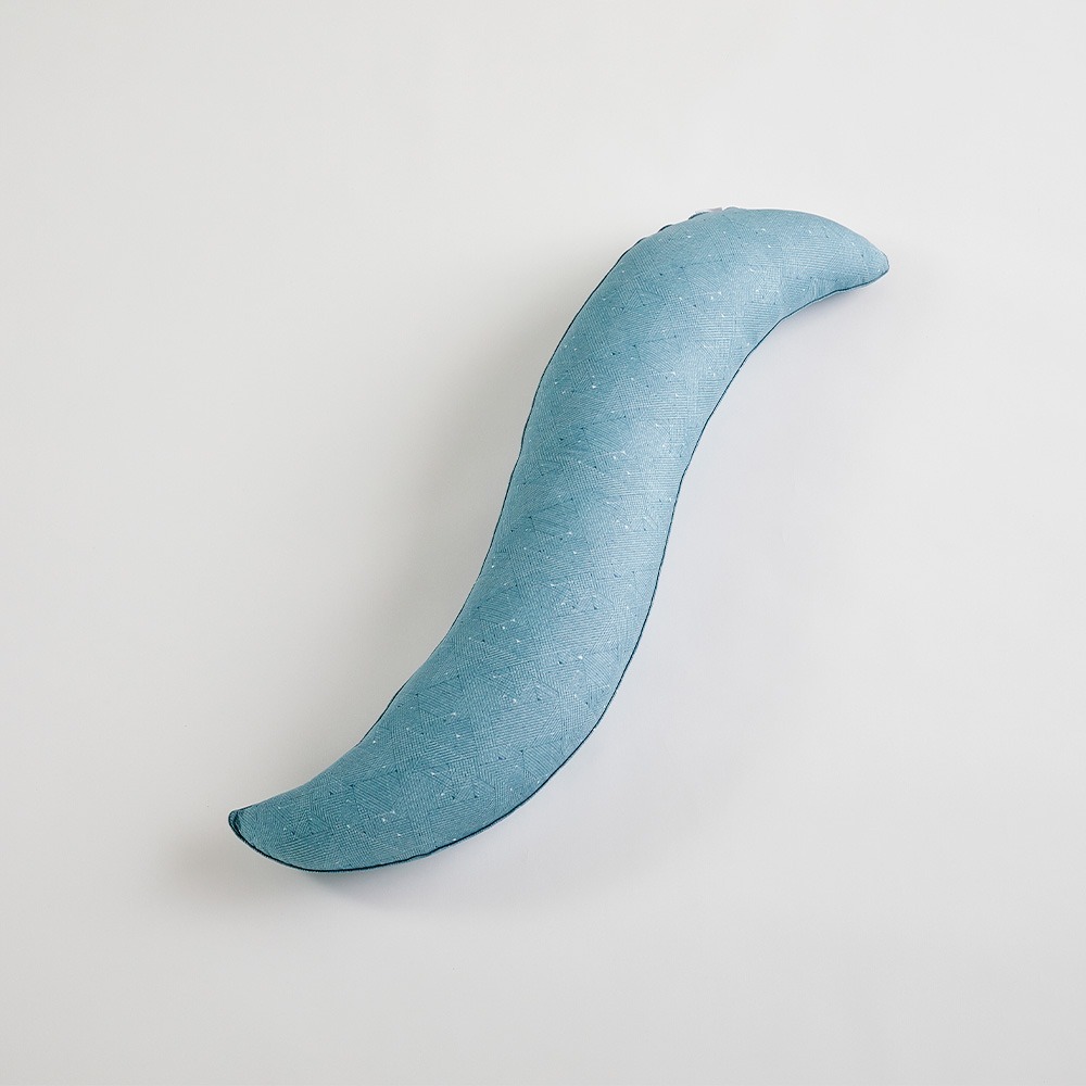 Hague (F) Body Pillow (Body Pillow)