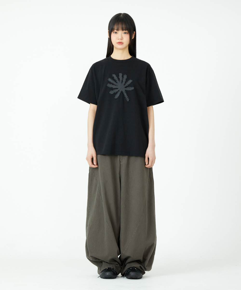 ★DANDEL★ DD symbol applique tee BLACK MUSINSA | DANDEL DD symbol applique tee (BLACK)