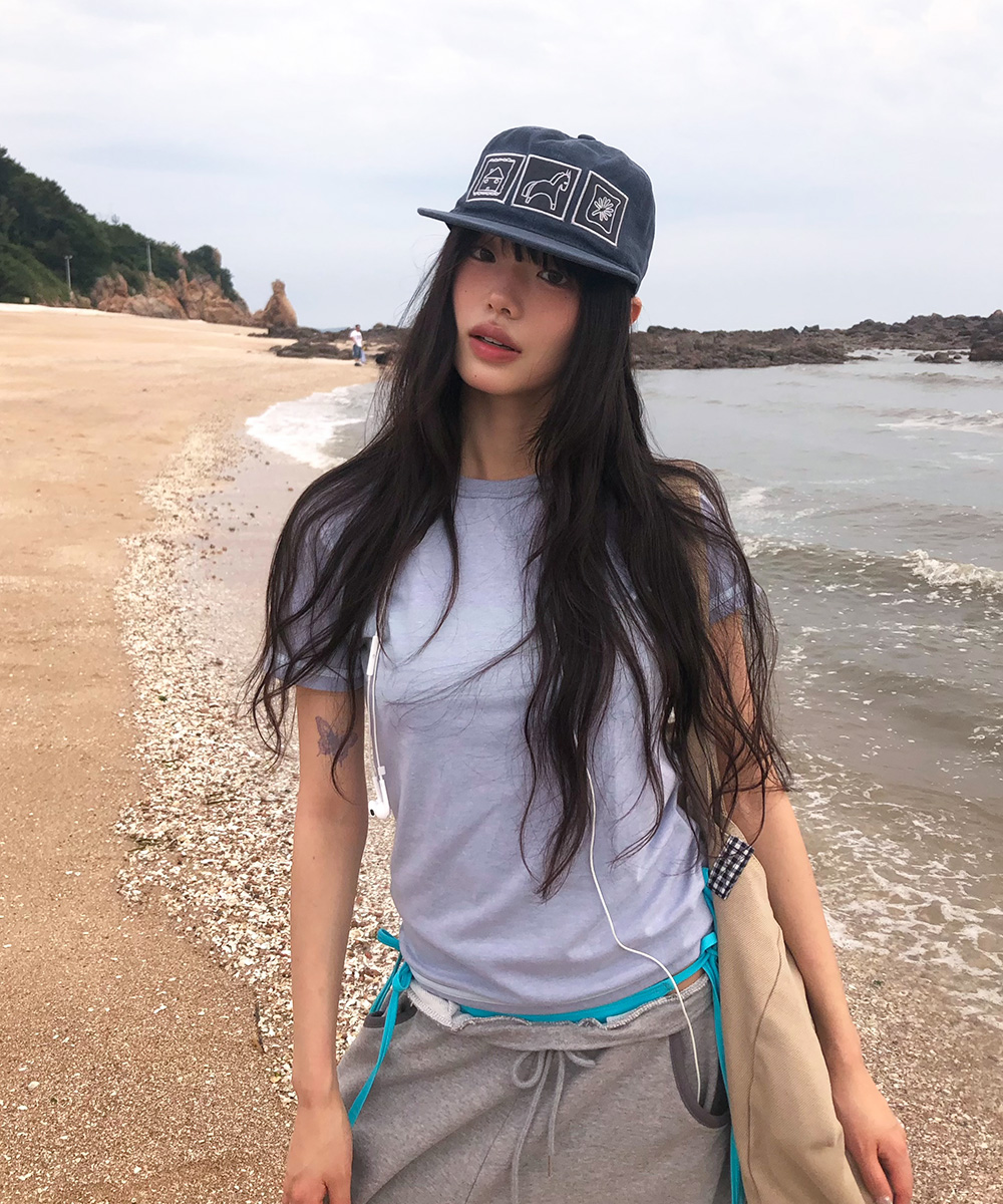 DD HORSE GALLERY CAP - 2 COLORS NAVY