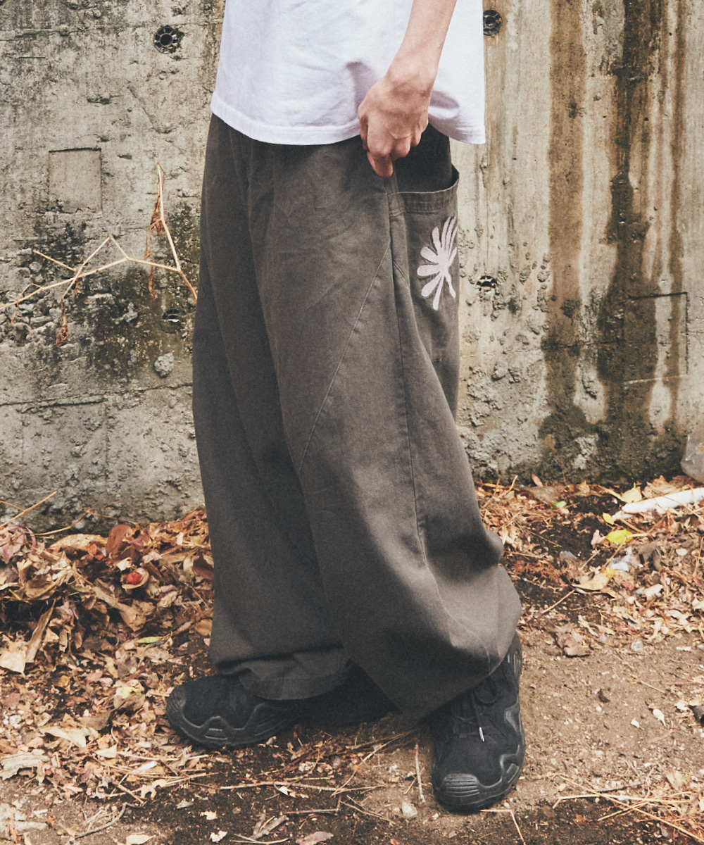 ★DANDEL★ DD structure balloon chino pants DARK MOCHA DANDEL] DD structure balloon chino pants (DARK MOCHA