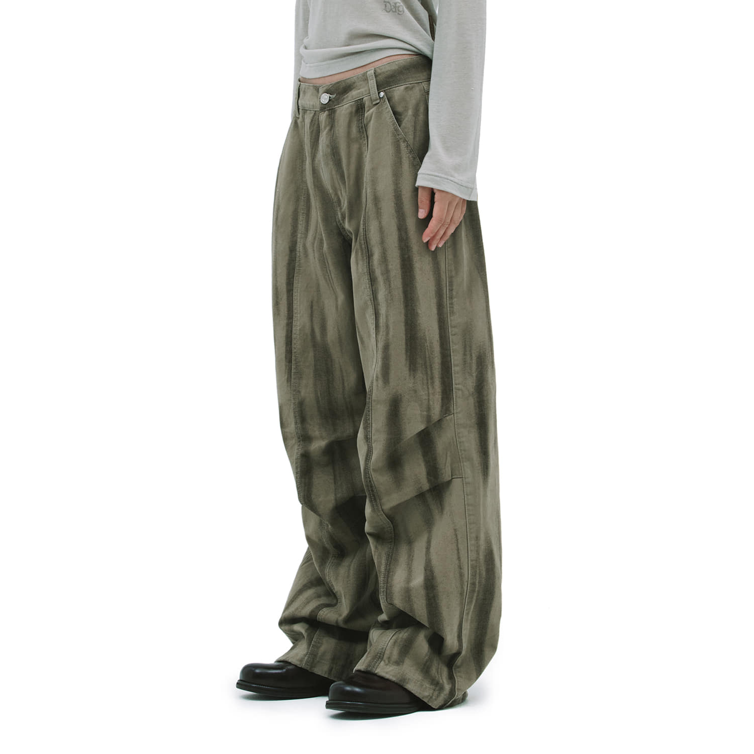 BLUSHED PARACHUTE PANTS [BROWN] - defgarments