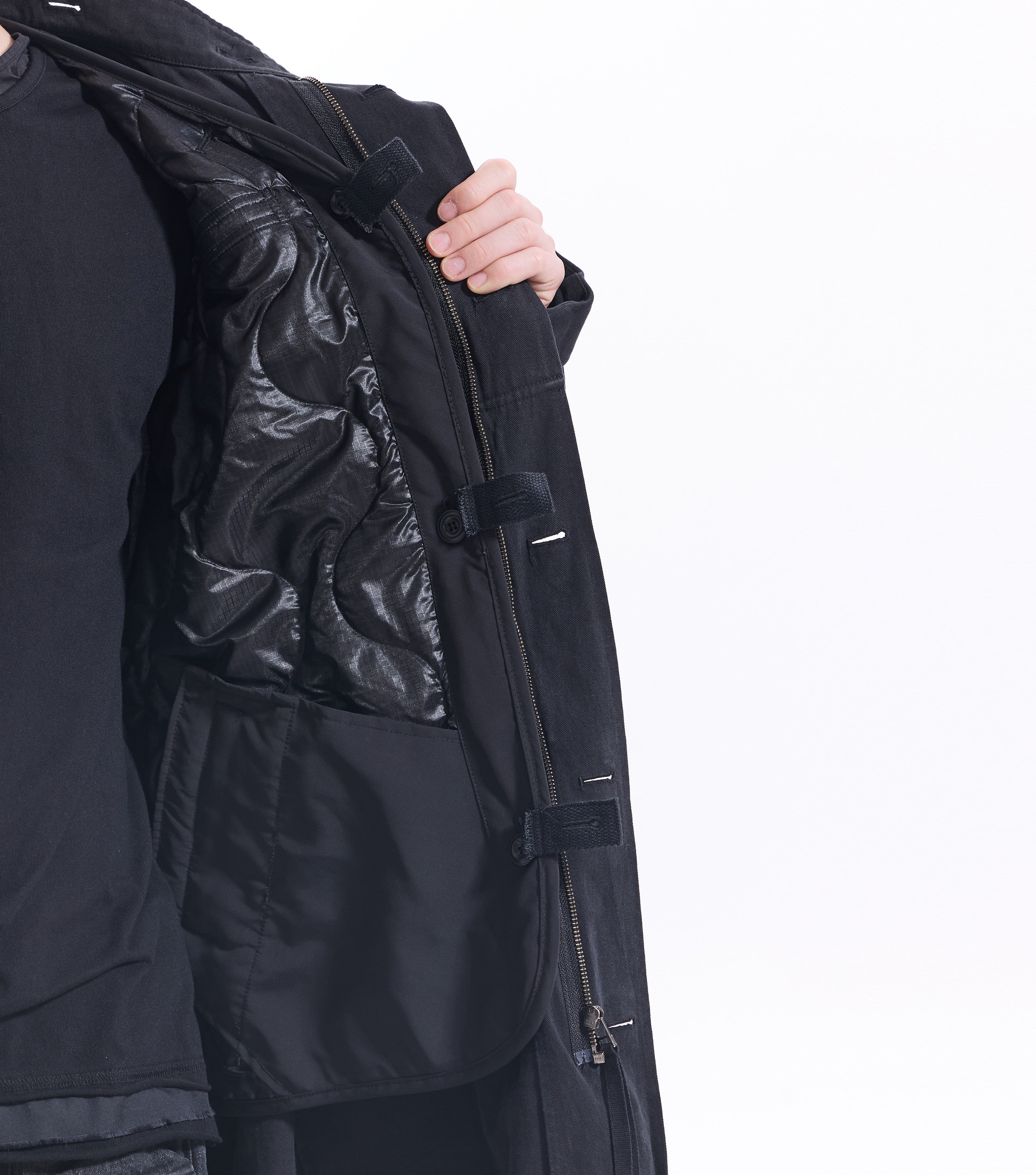 MILITARY OVERLAY PARKA BLACK | annexe archives