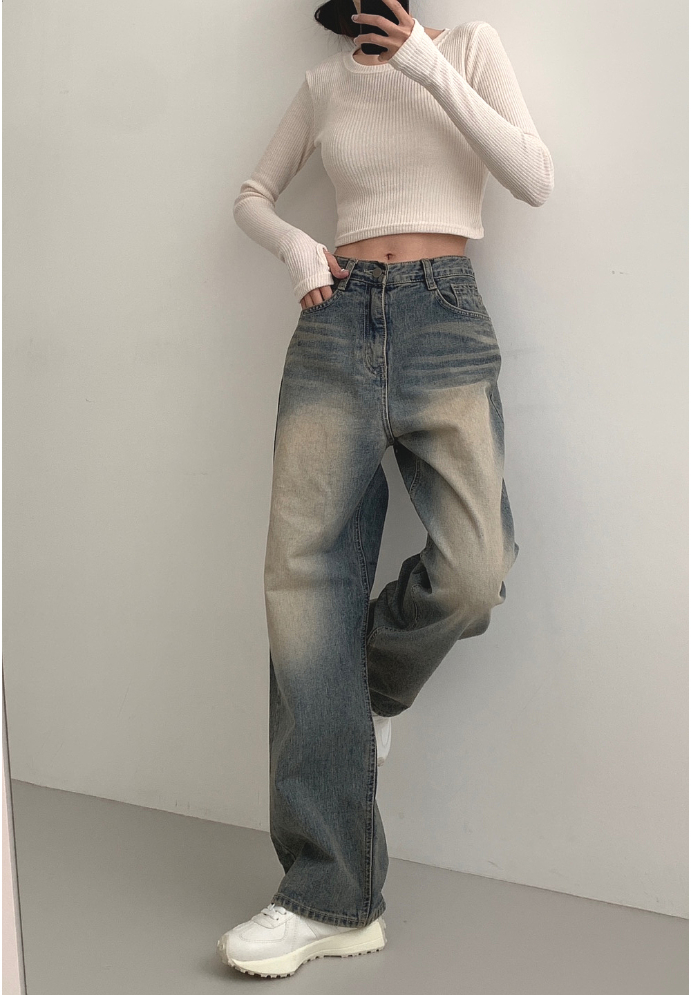 머플러 모델 착용 이미지-S1L3